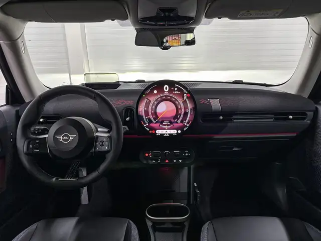 MINI Hatch view 13