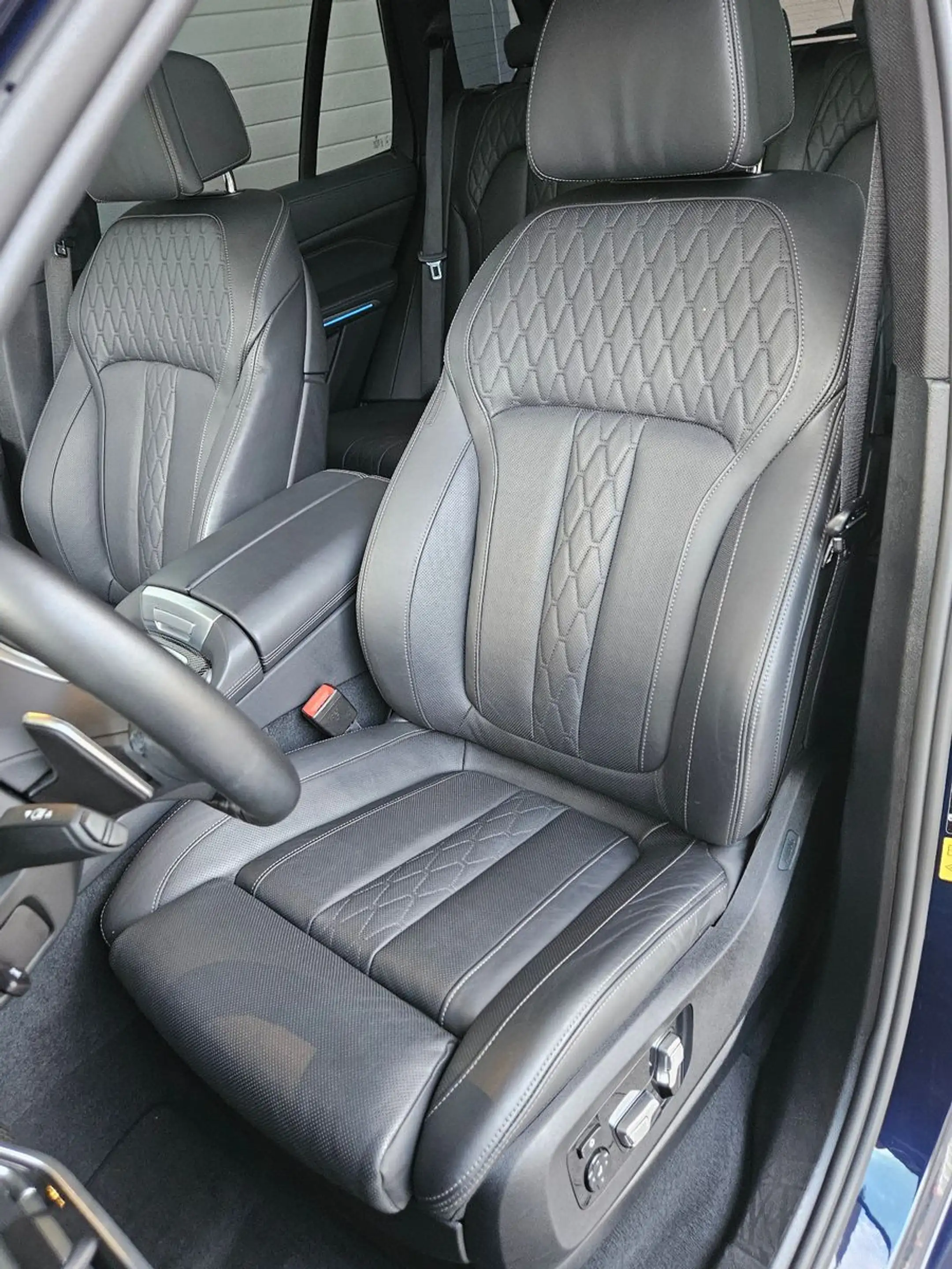 BMW X5 xDrive45e M Sport Merino Integral Top Zustand — photo 9