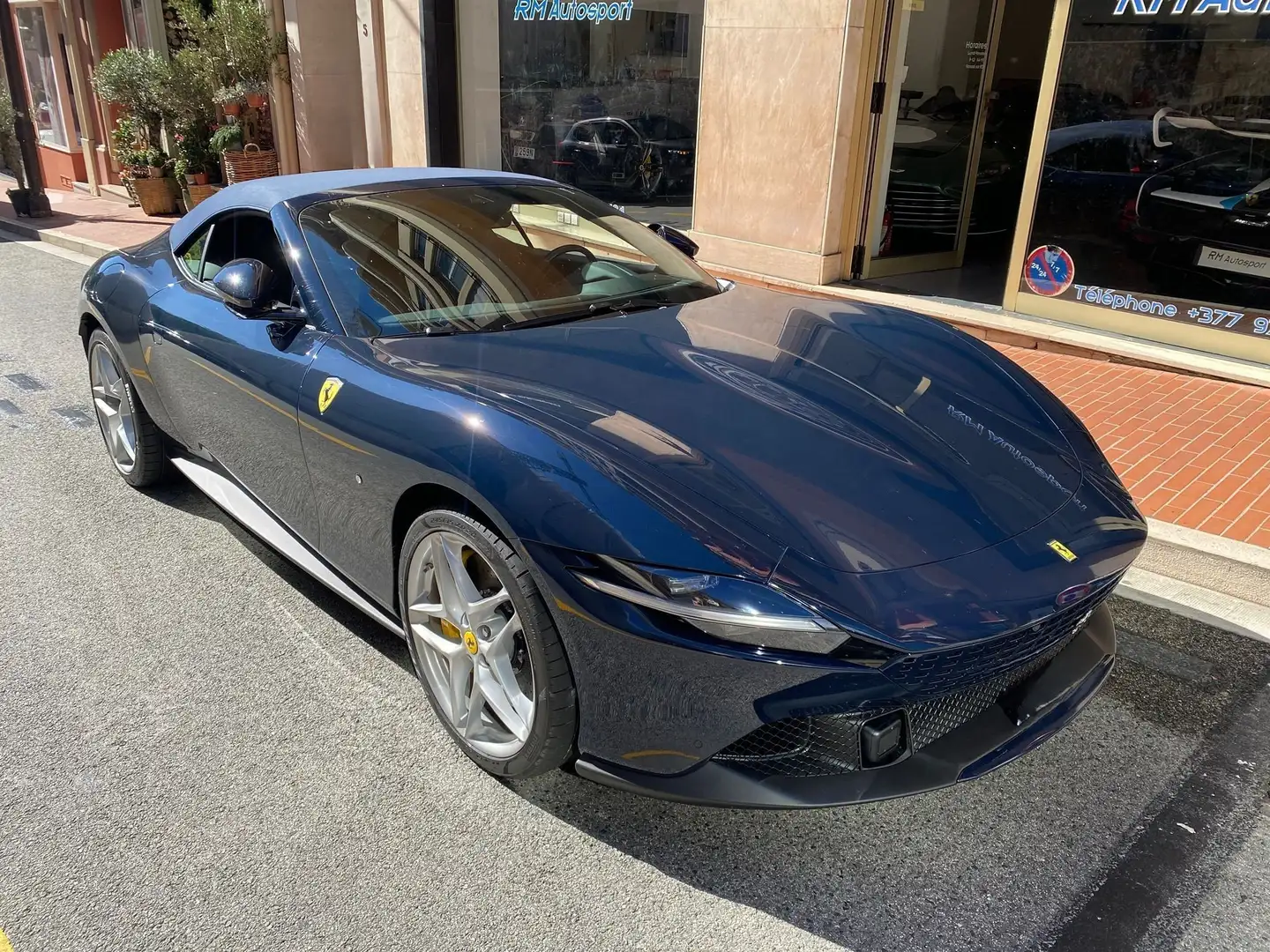 Ferrari Roma Roma Spider V8 4.0 620ch Mavi - 2