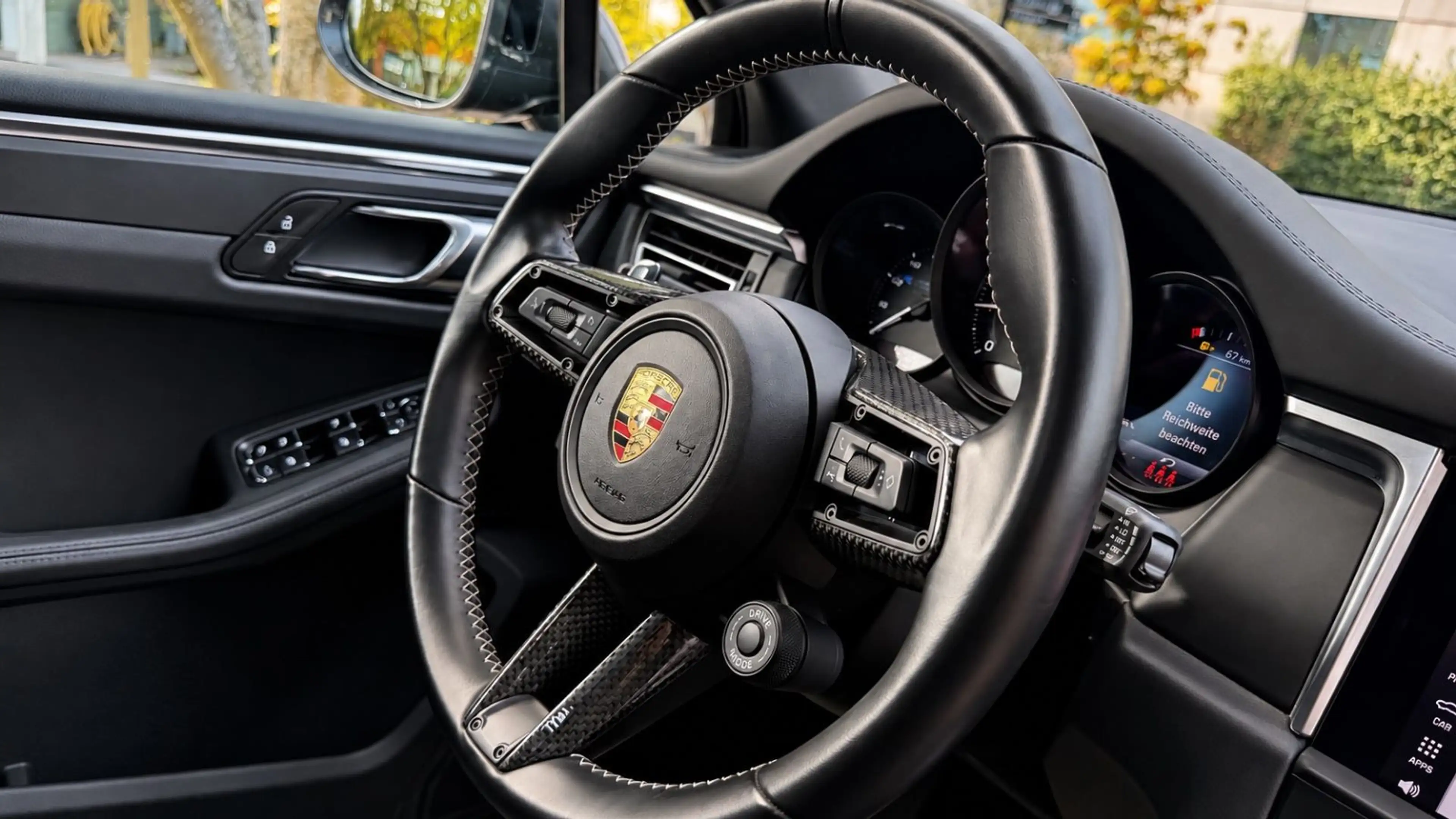 Porsche Macan T 1.Hand,Panorama,360°Kamera,LED,SHZ vo+hi — photo 13