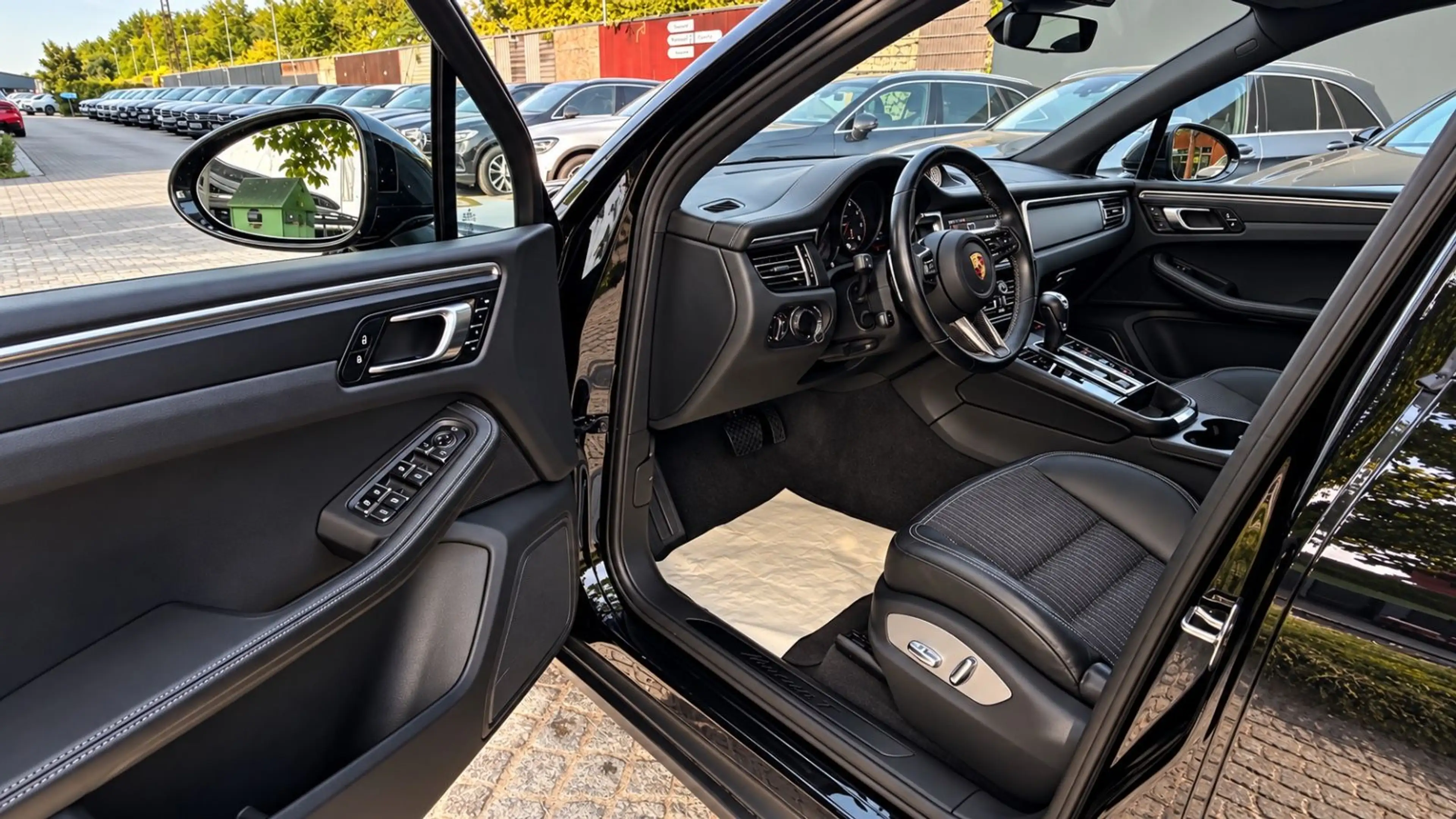 Porsche Macan T 1.Hand,Panorama,360°Kamera,LED,SHZ vo+hi — photo 15
