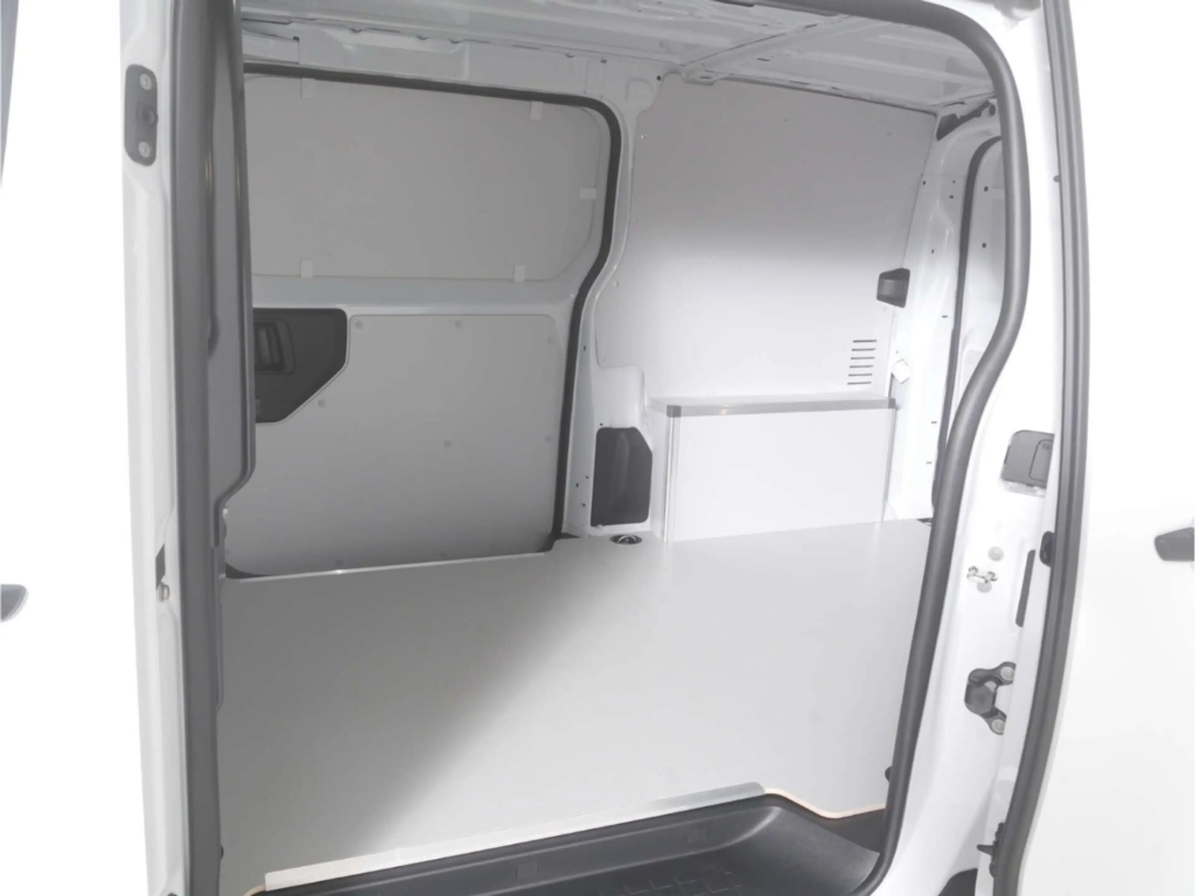 Fiat Scudo 145 PS M L2H1 Kastenwagen — photo 11