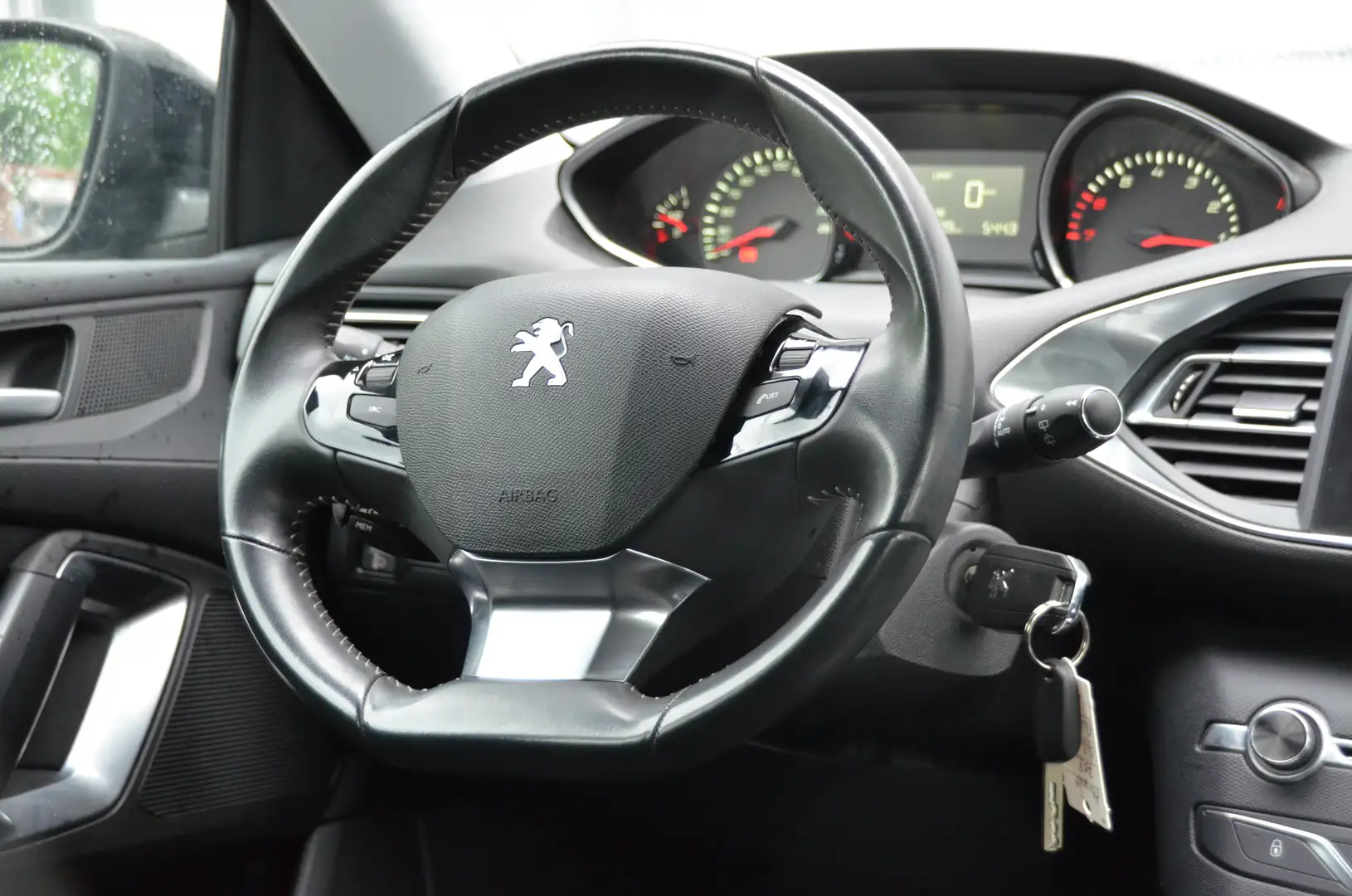 Peugeot 308 Active Noir - 2