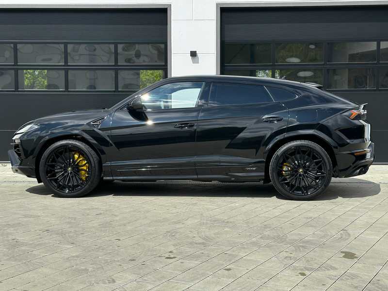 Lamborghini Urus Urus SE *CARBON*B&O*STYLE*PANO*23"*FULL — photo 4