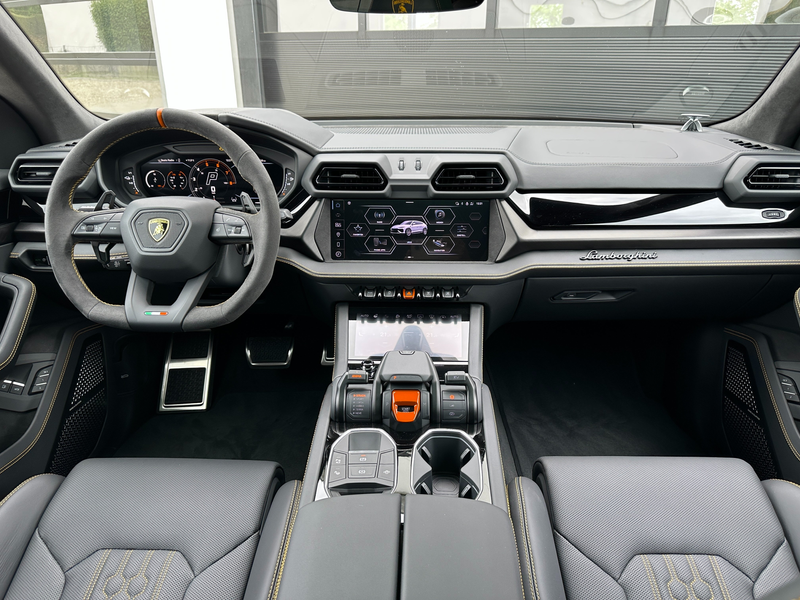 Lamborghini Urus Urus SE *CARBON*B&O*STYLE*PANO*23"*FULL — photo 10