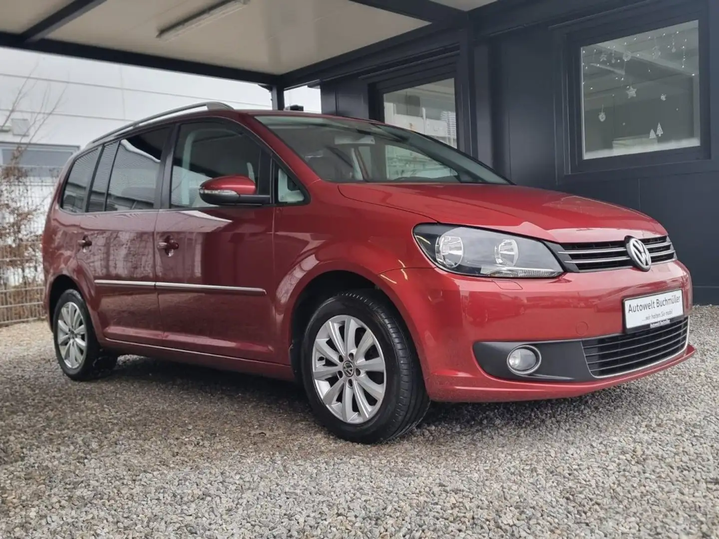 Volkswagen Touran 1.2 TSI,7-SITZER,SHZ,STEUERKETTE ERNEURT Rouge - 2