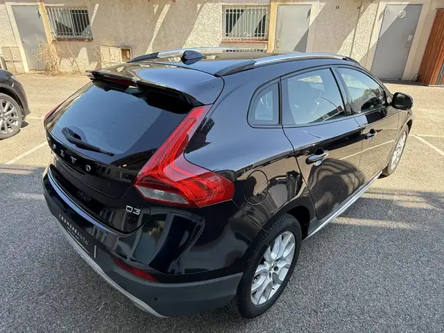 Volvo V40 view 5