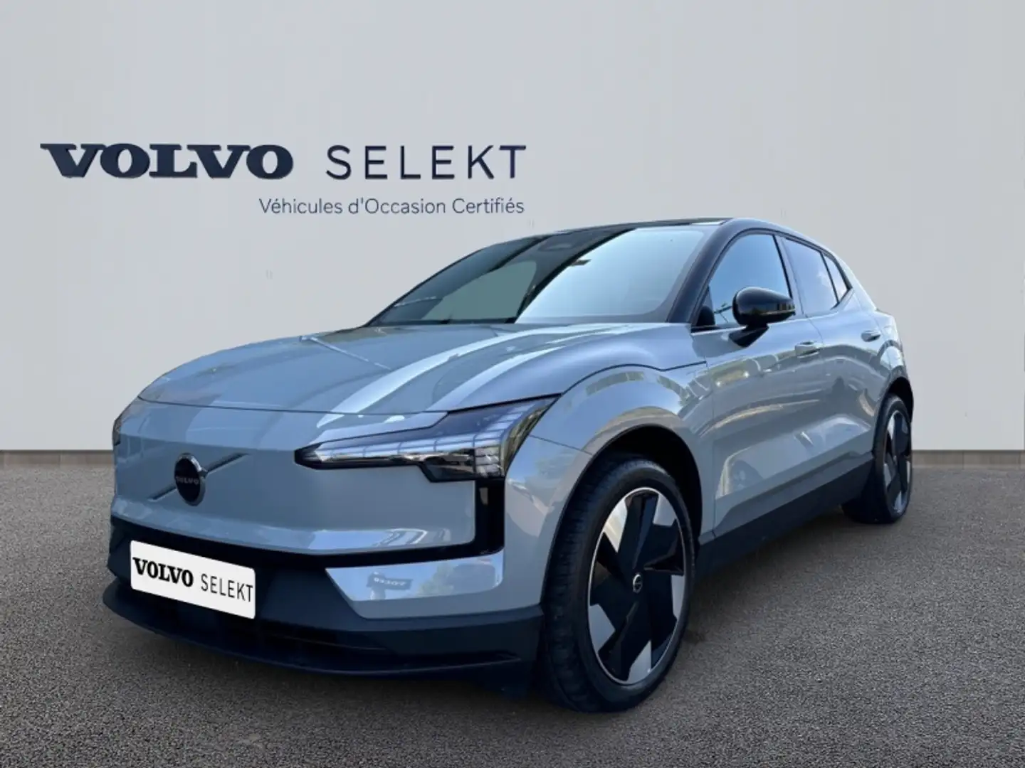 Volvo EX30 Single Extended Range 272ch Plus Gris - 1