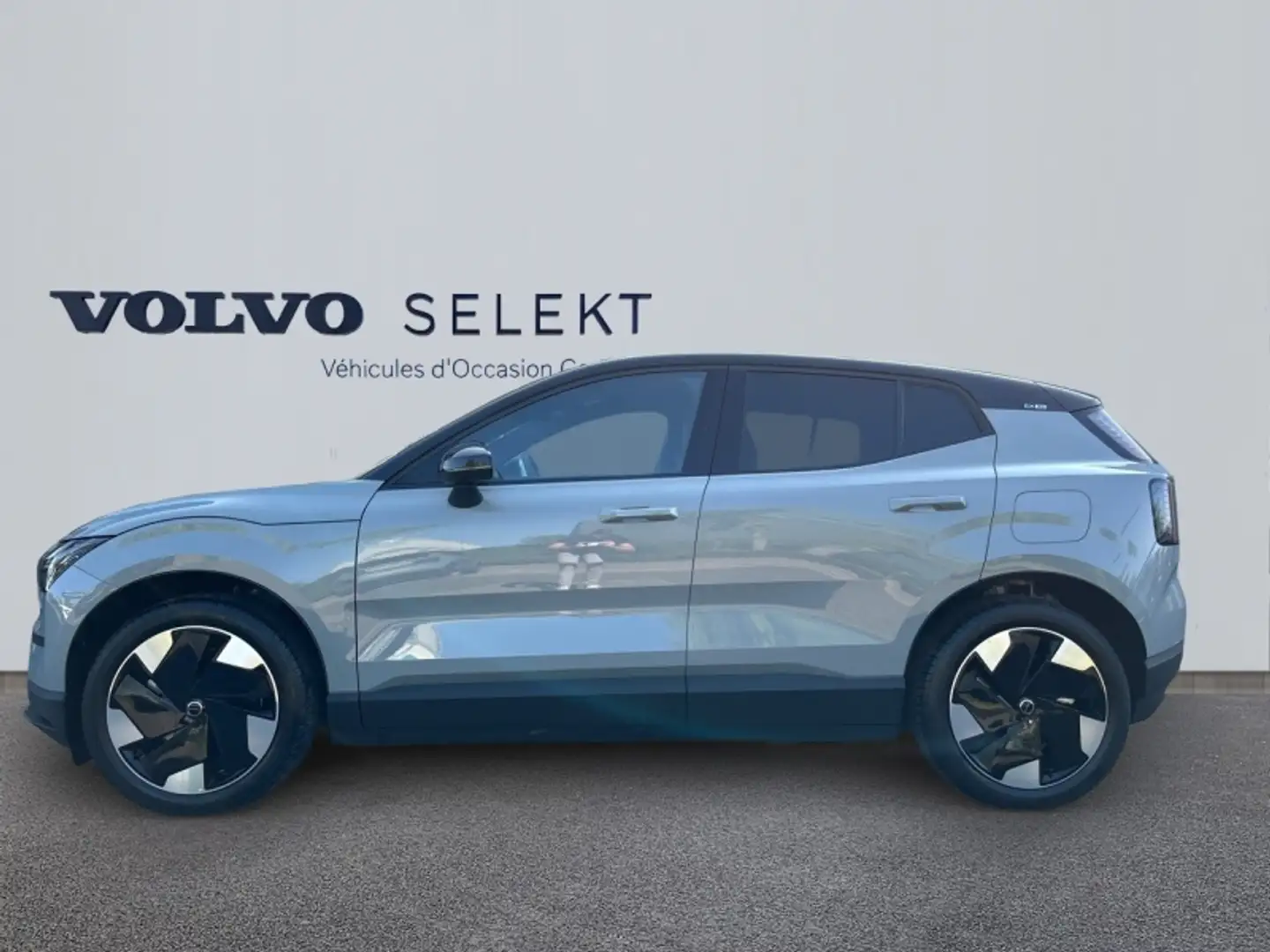 Volvo EX30 Single Extended Range 272ch Plus Gris - 2