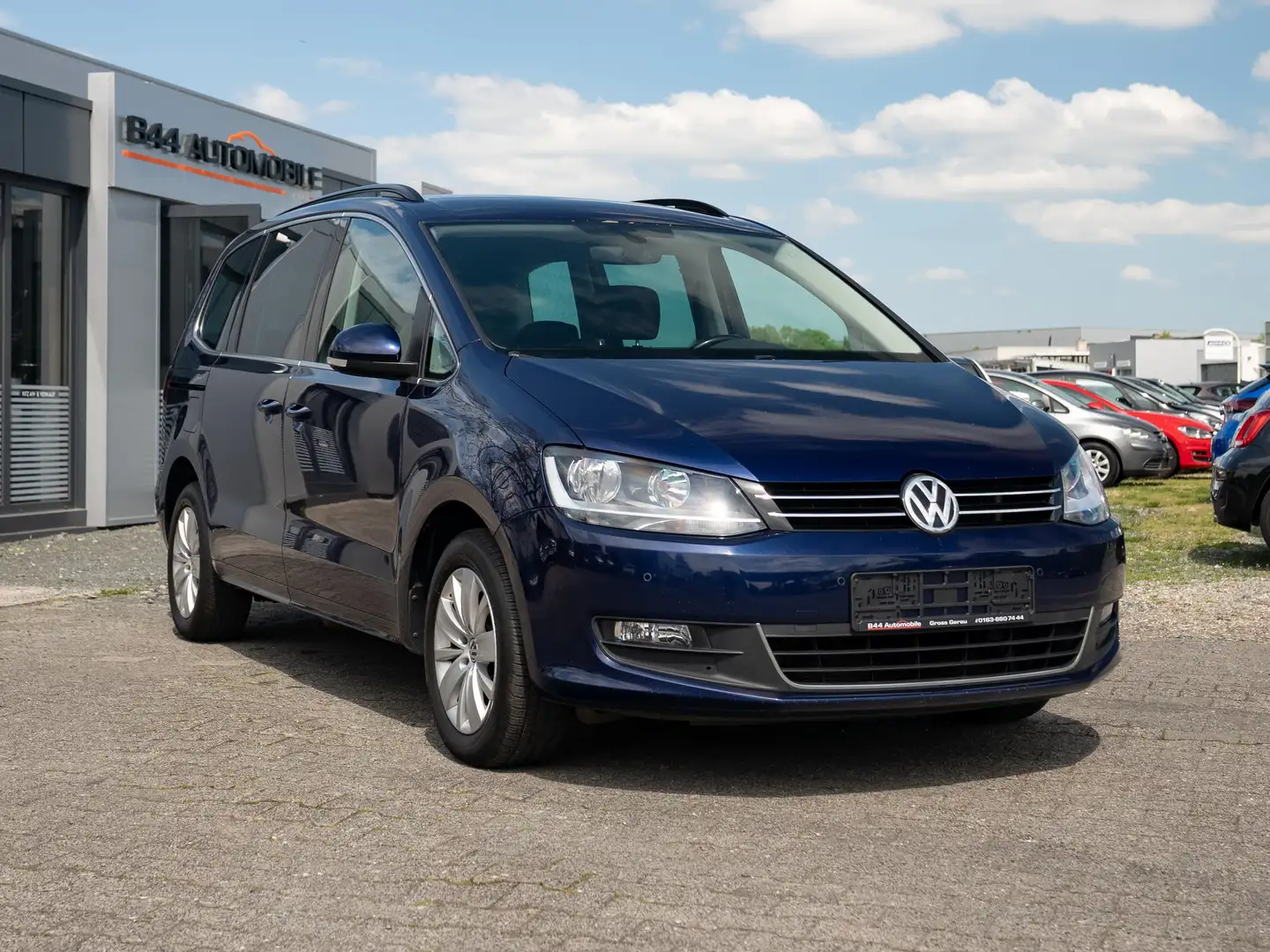 Volkswagen Sharan Comfortline *NAVI*7Sitzer*PDC*Sitzhzg* Blau - 1