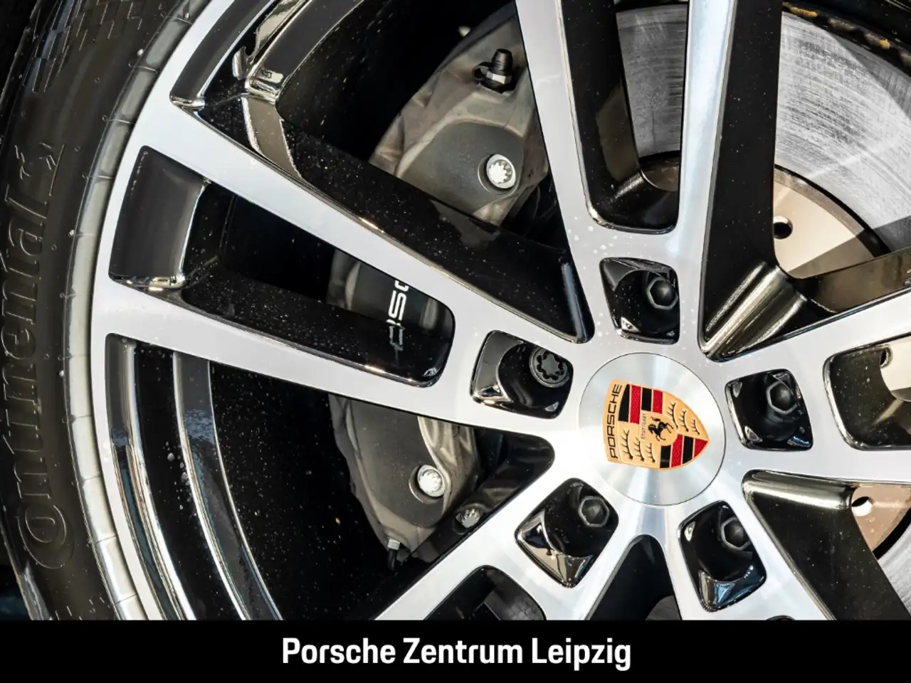 Porsche Cayenne E-Hybrid Black Edition Sitzbelüftung HUD AHK 12