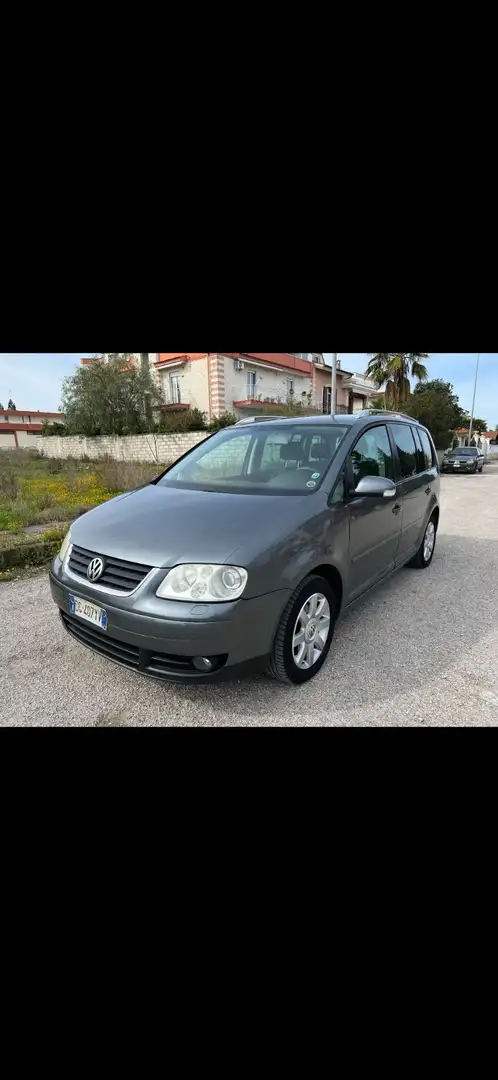 Volkswagen Touran 2.0 tdi Trendline dsg dpf - 2