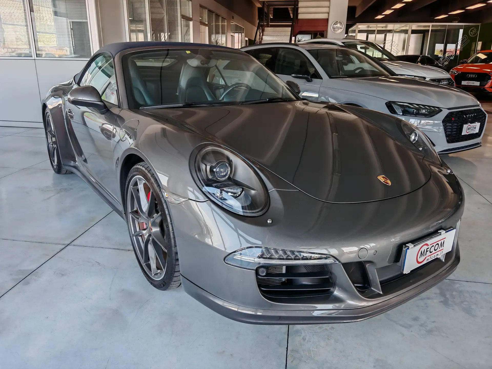 Porsche 911 2015 건메탈 사진 3