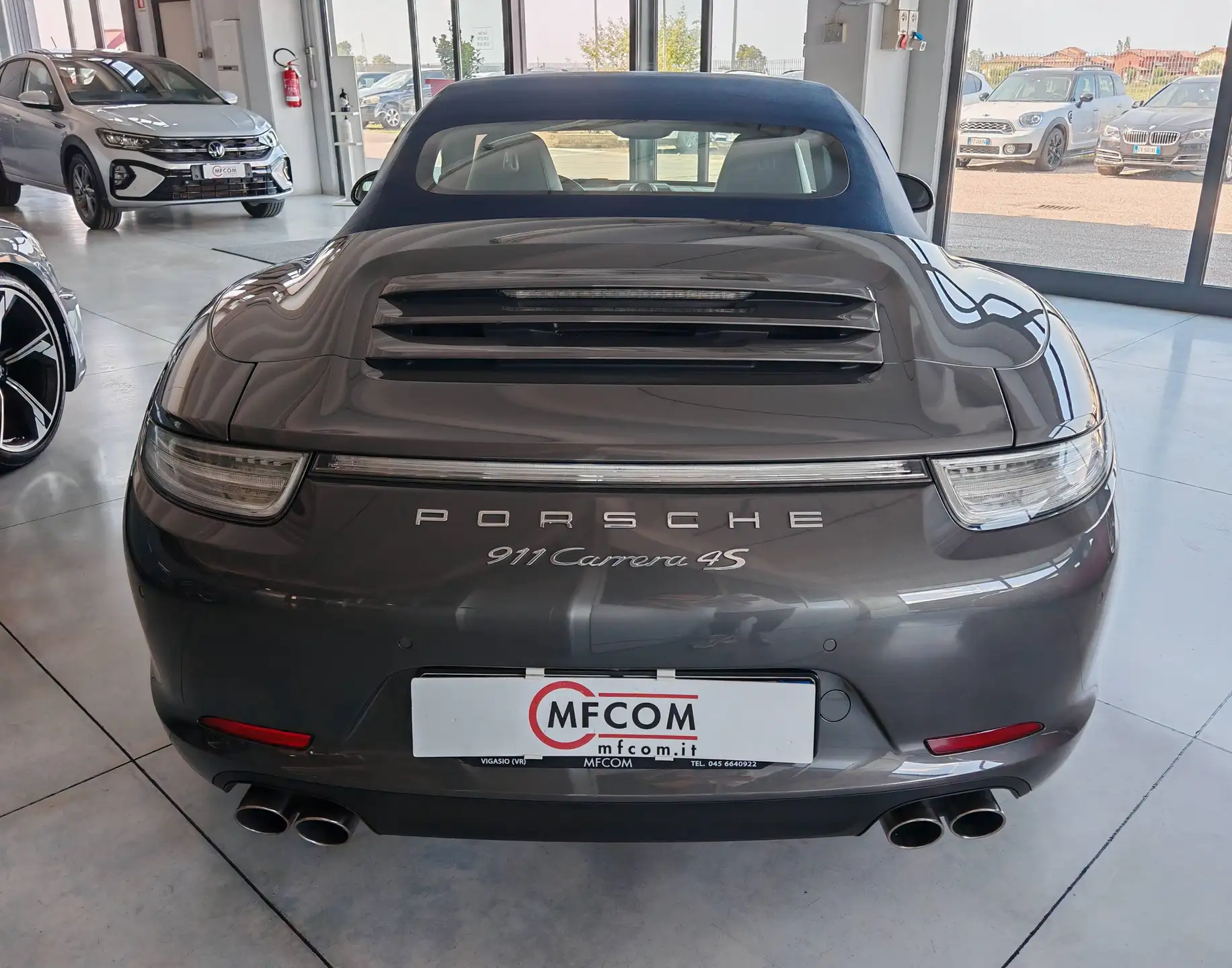 Porsche 911 2015 건메탈 사진 8