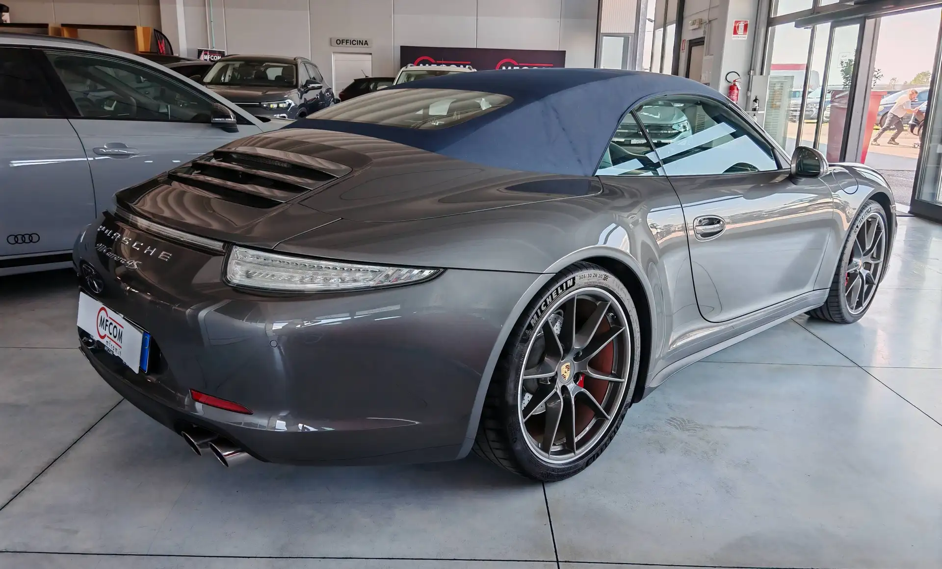 Porsche 911 2015 건메탈 사진 5