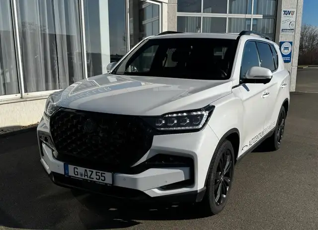 SsangYong Rexton 2.2 Diesel e-XDi 220 Sapphire 4WD AT
