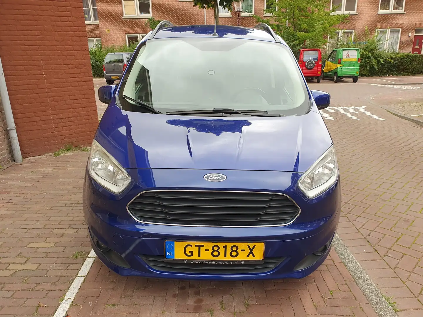 Ford Tourneo Courier 1.0 Titanium Blauw - 1