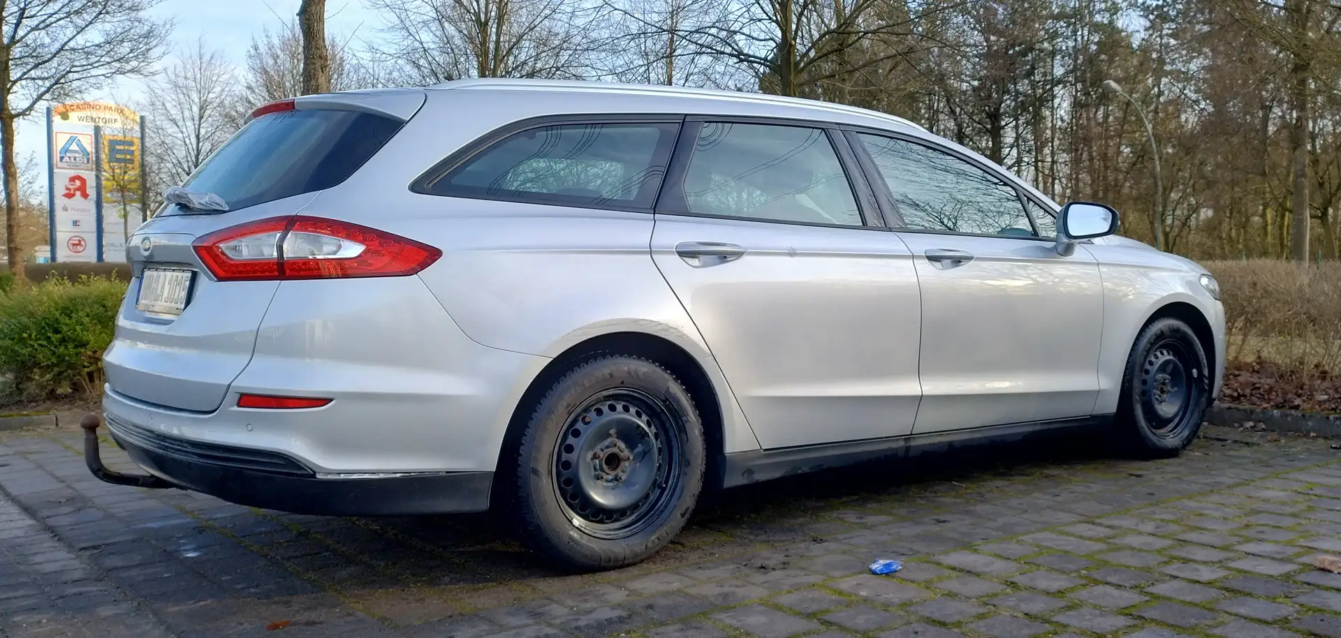 Ford Mondeo Mondeo Turnier 2.0 TDCi Start-Stopp Business Editi Silber - 2