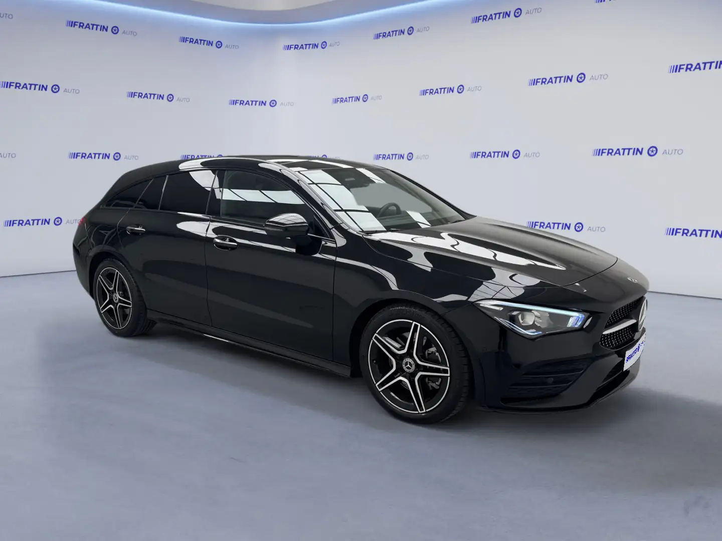 Mercedes-Benz CLA 220 220 d Automatic Shooting Brake Premium Noir - 2
