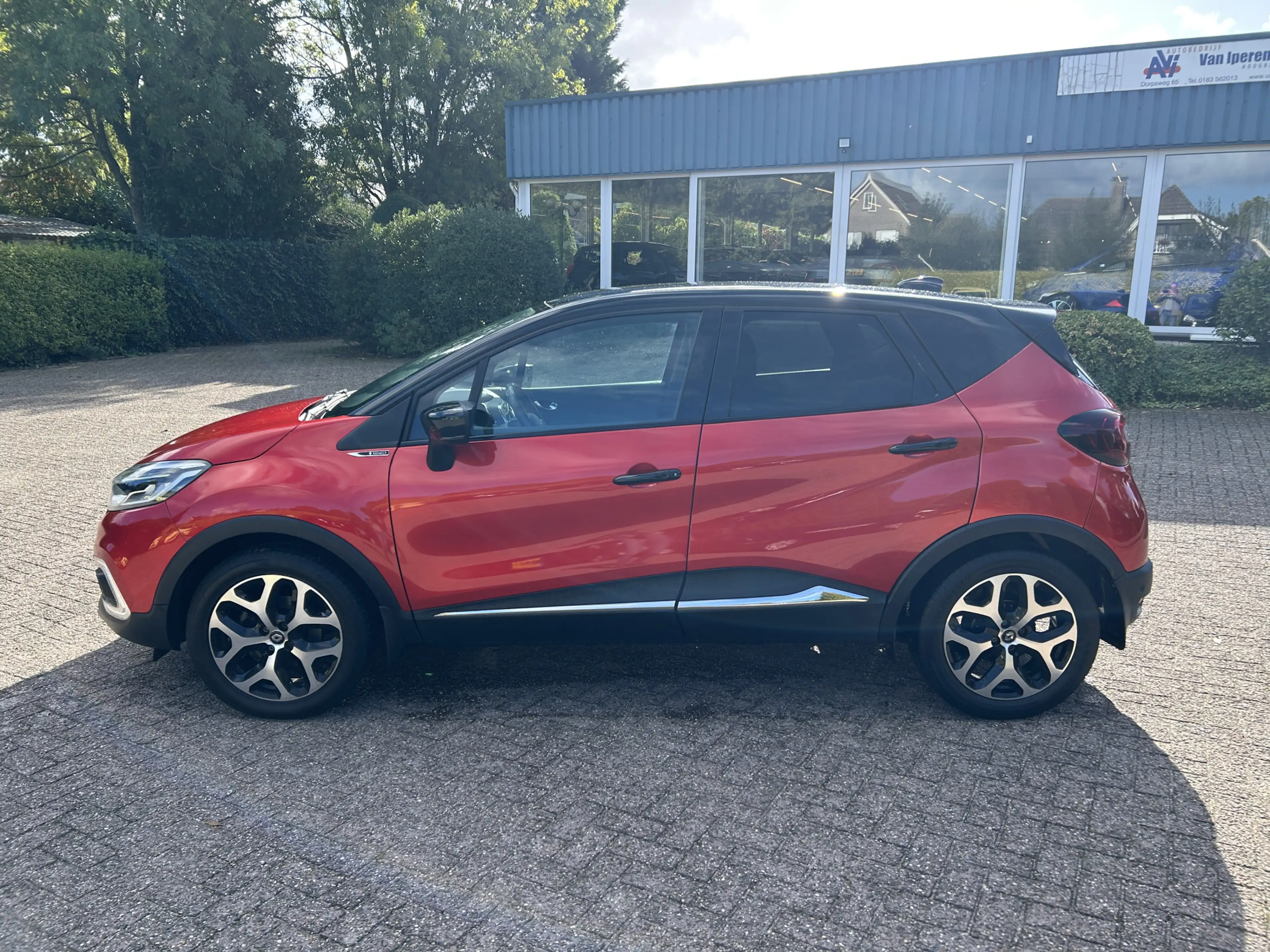 Renault Captur 1.2 TCe Intens — photo 2