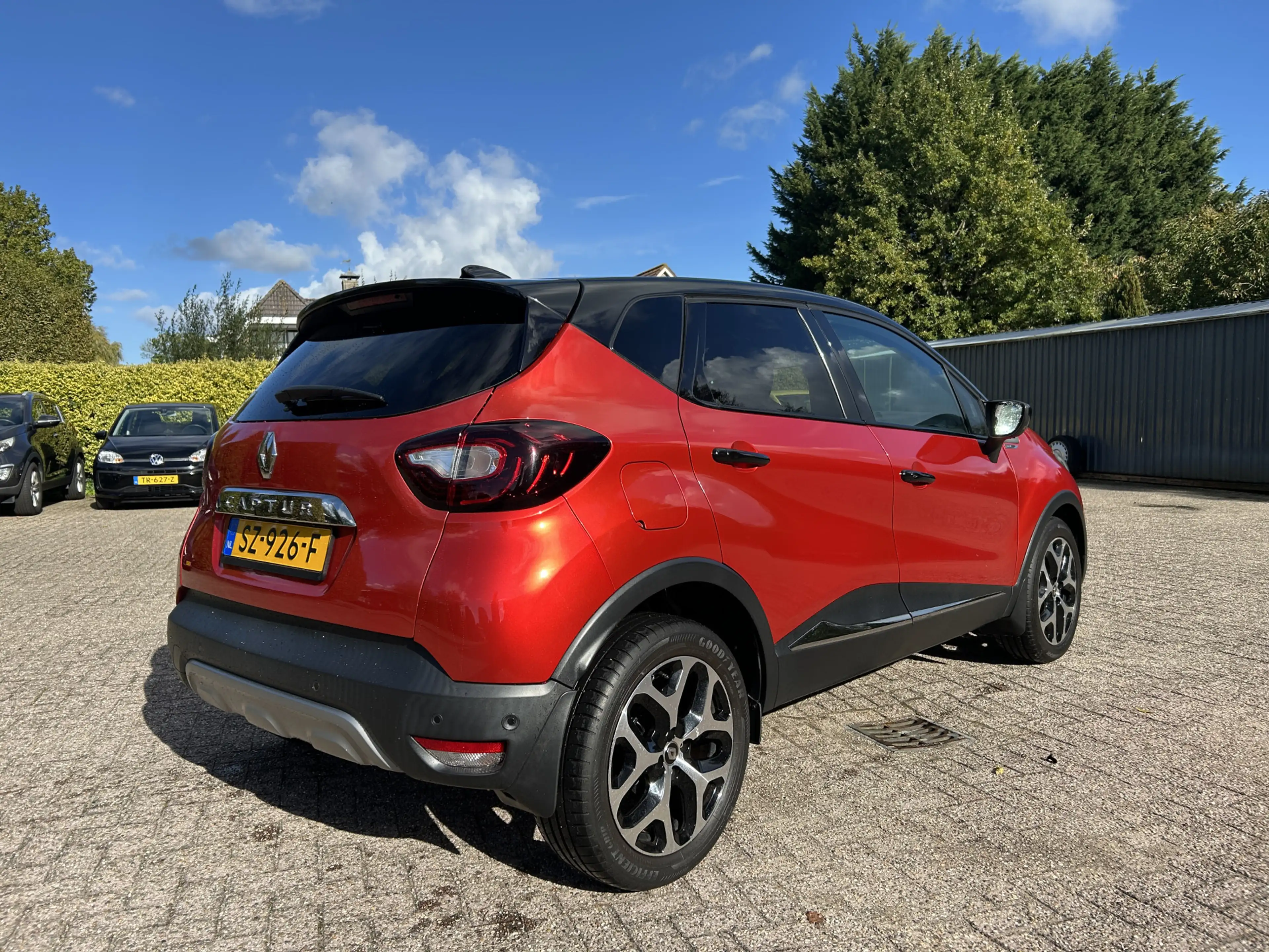 Renault Captur 1.2 TCe Intens — photo 5