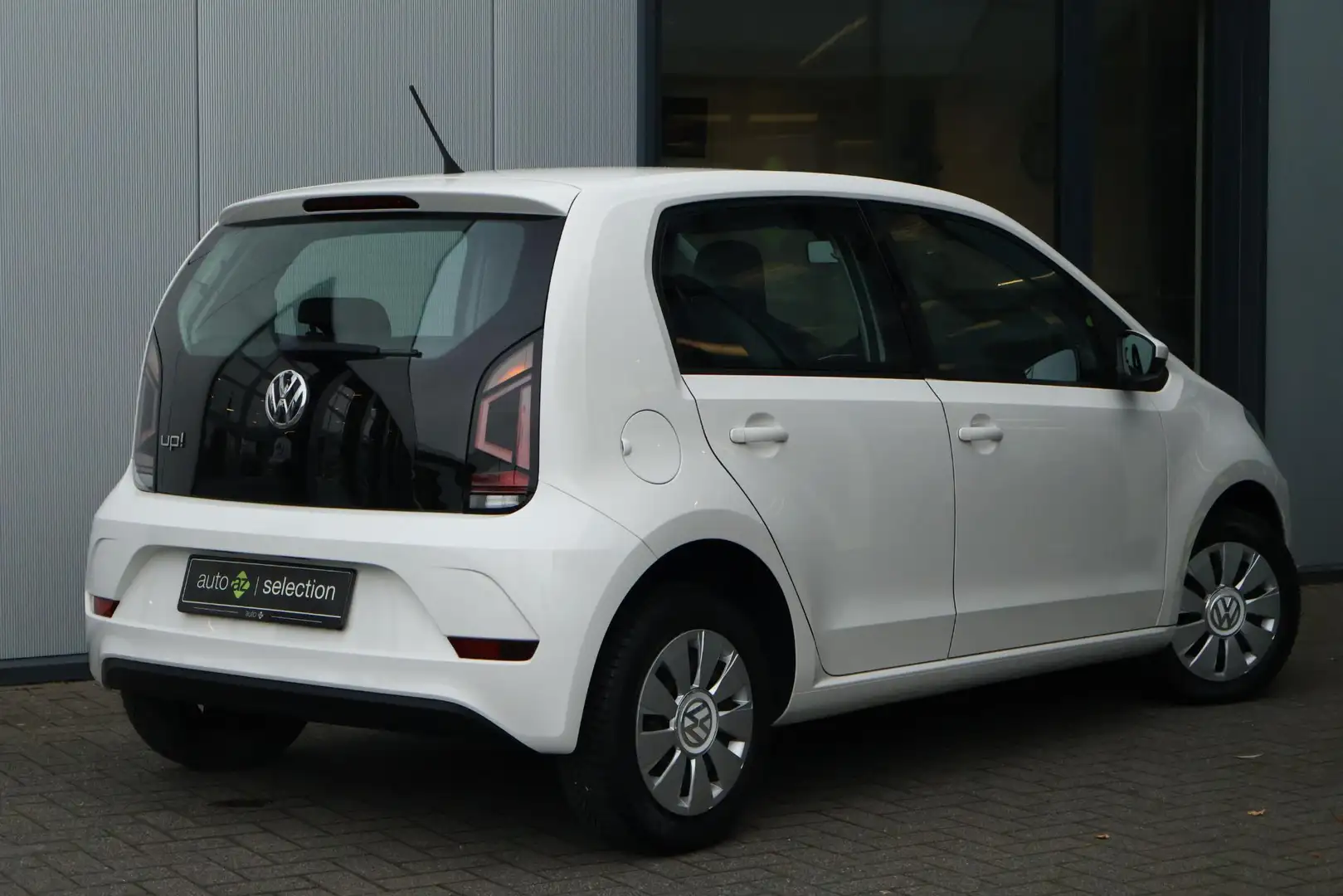 Volkswagen up! 1.0 BMT move up! / Airco / DAB Wit - 2