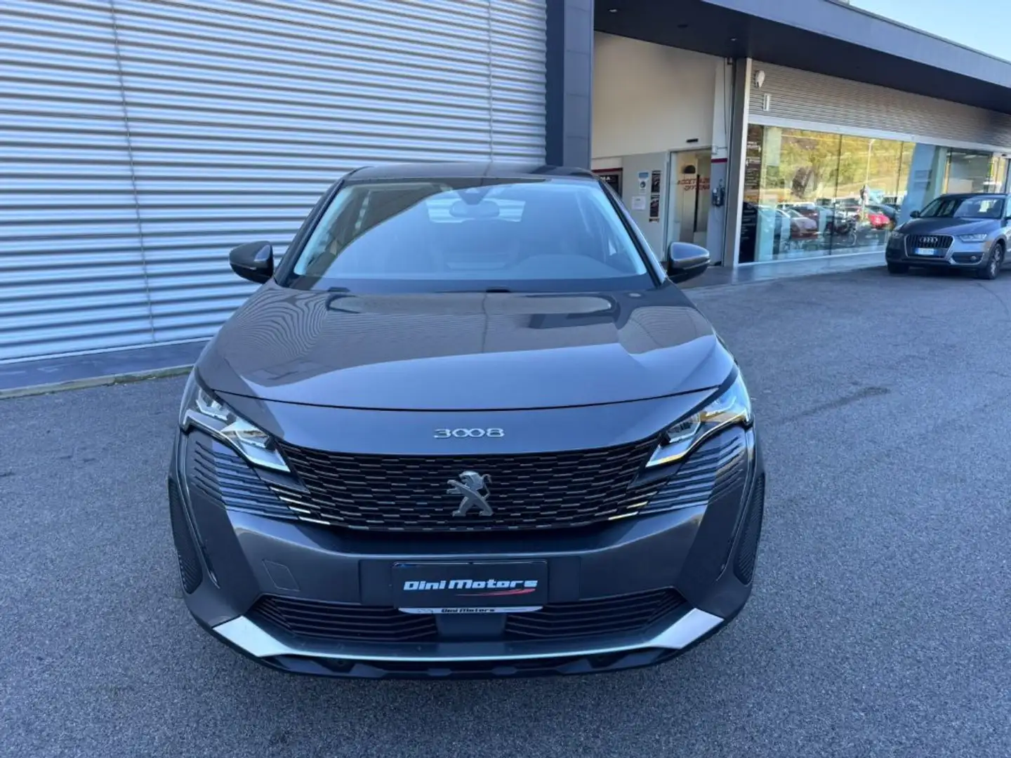 Peugeot 3008 130cv EAT8 ALLURE IVA ESPOSTA LEGGE 104 Gris - 2
