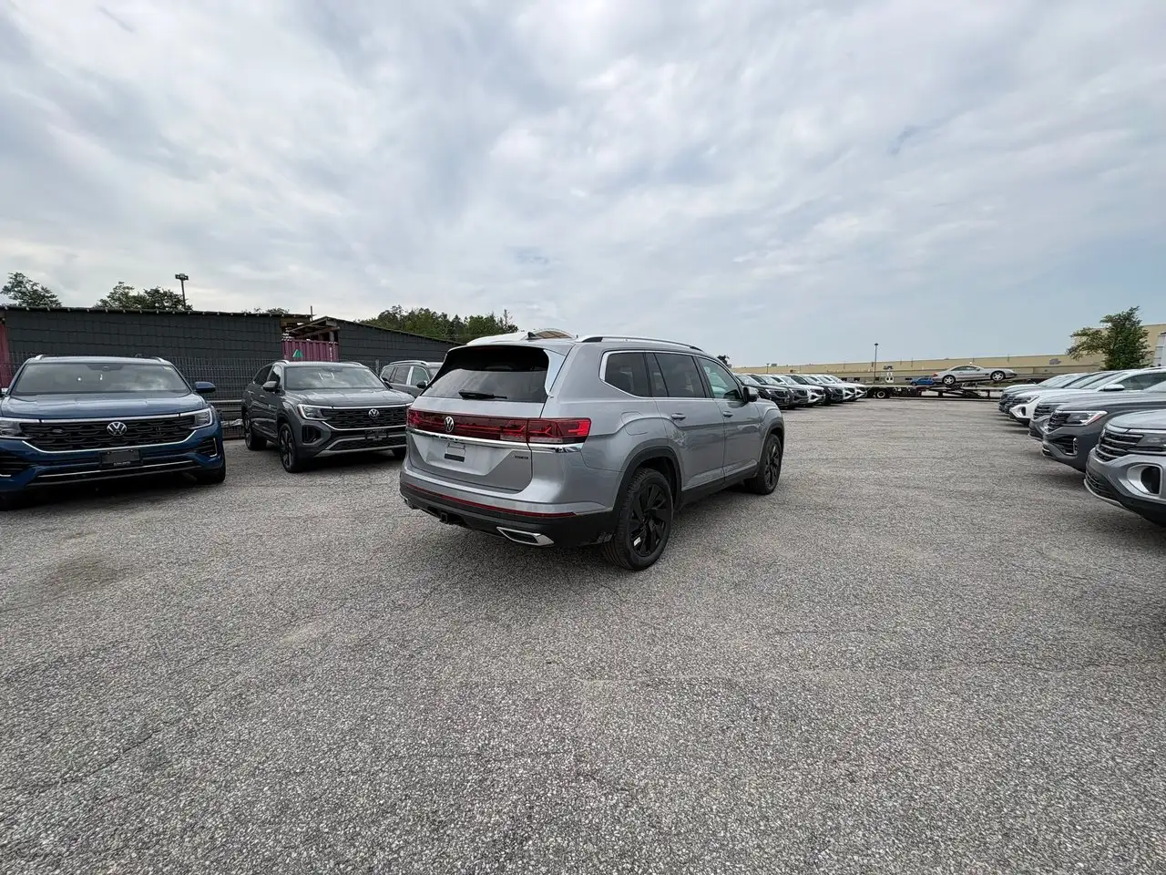 Volkswagen Atlas снимка Volkswagen Atlas