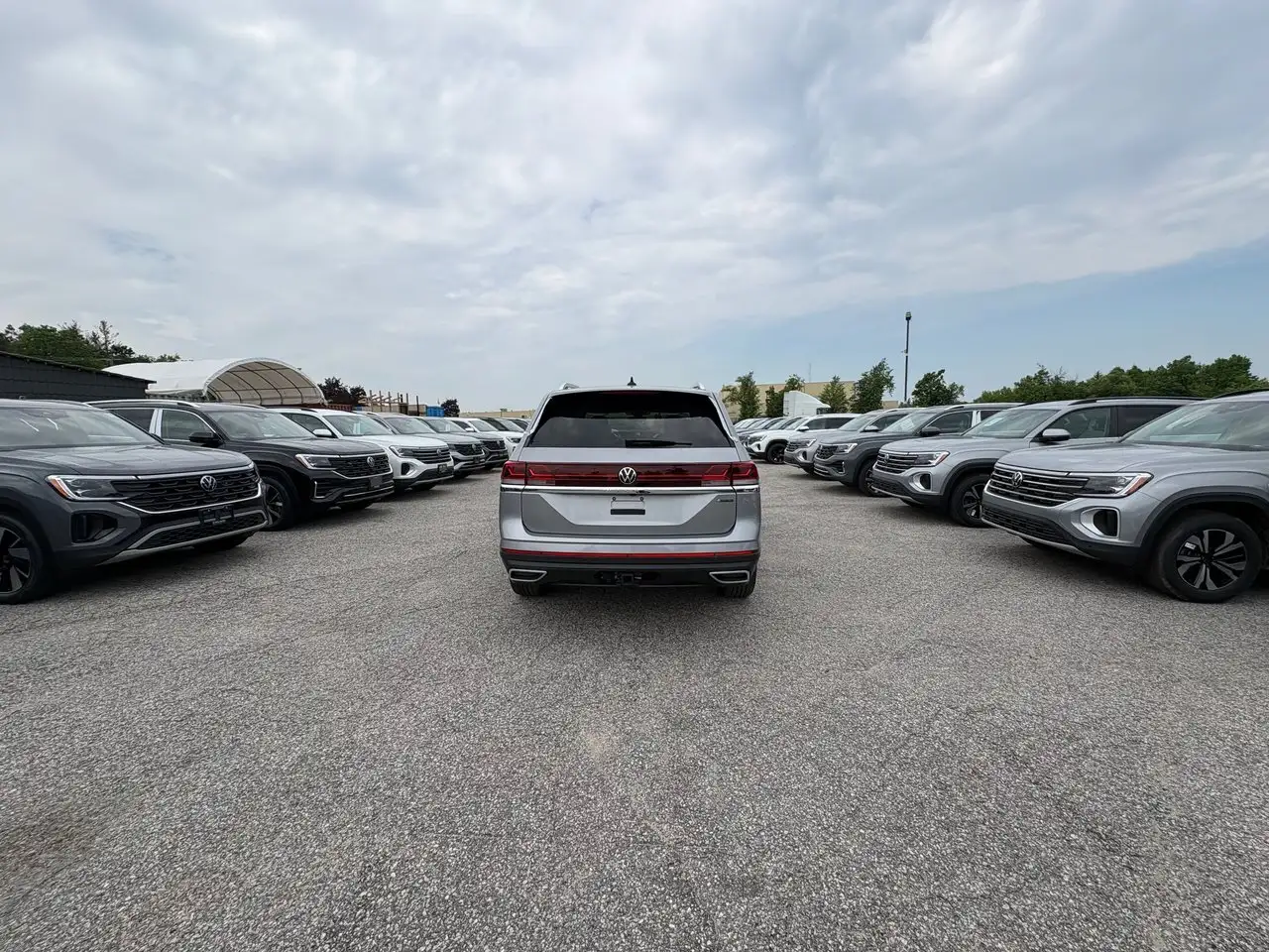 Volkswagen Atlas снимка Volkswagen Atlas