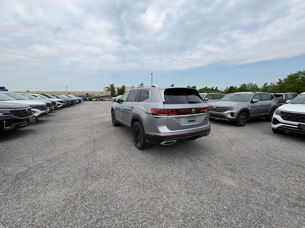 Volkswagen Atlas снимка Volkswagen Atlas
