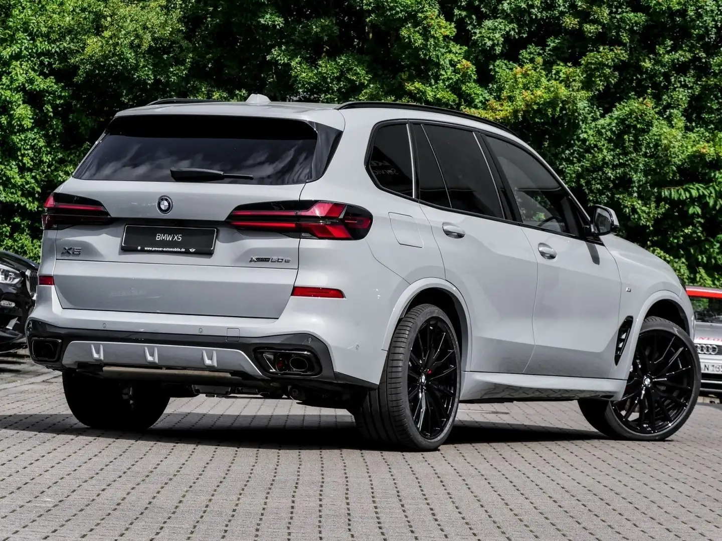 BMW X5 xDrive50e M Sport Pro PANO LM22 SHZ AHK Gris - 2