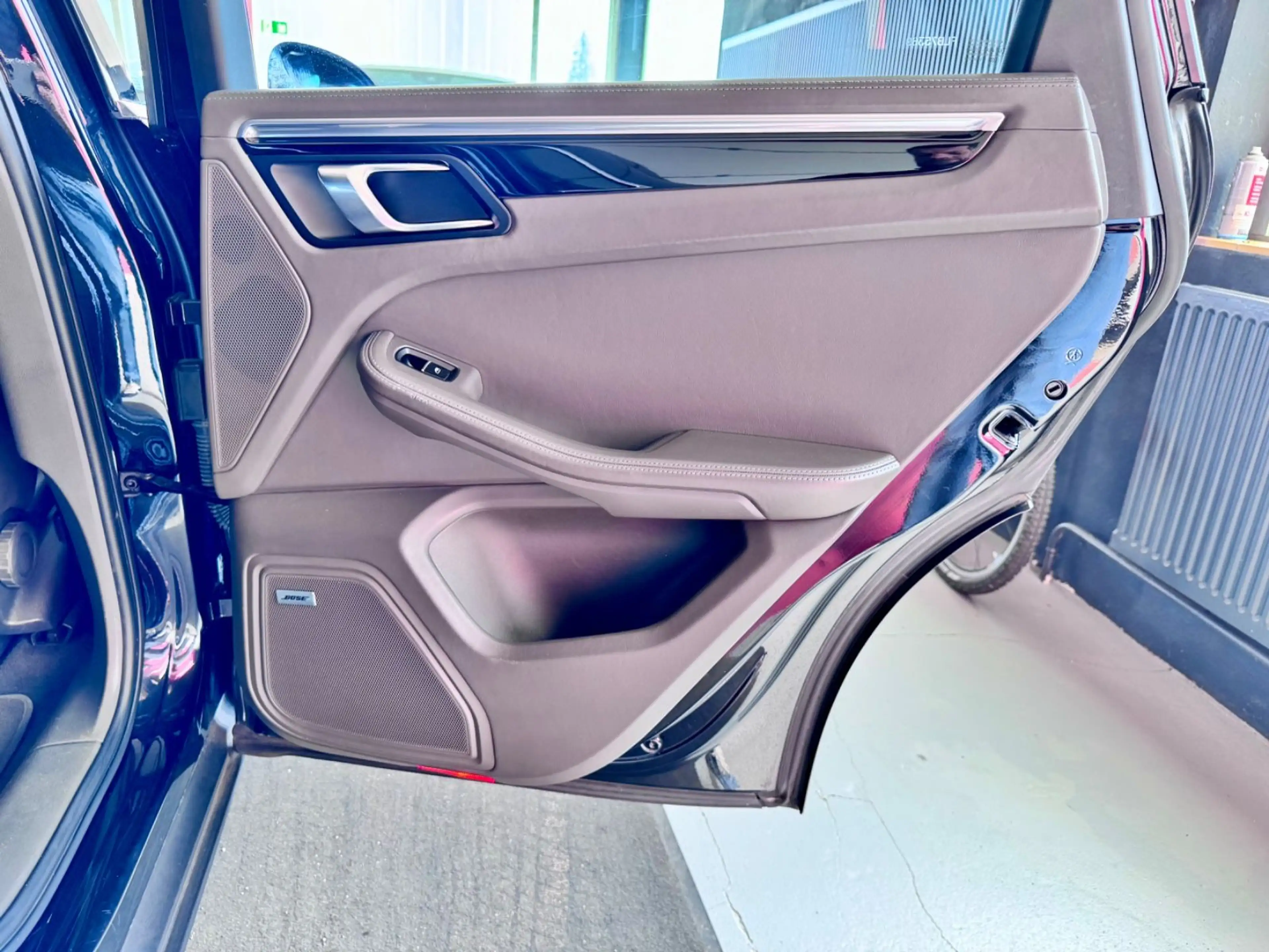 Porsche Macan S Diesel Pano Luft AHK Kamera Keyles Bose — photo 31