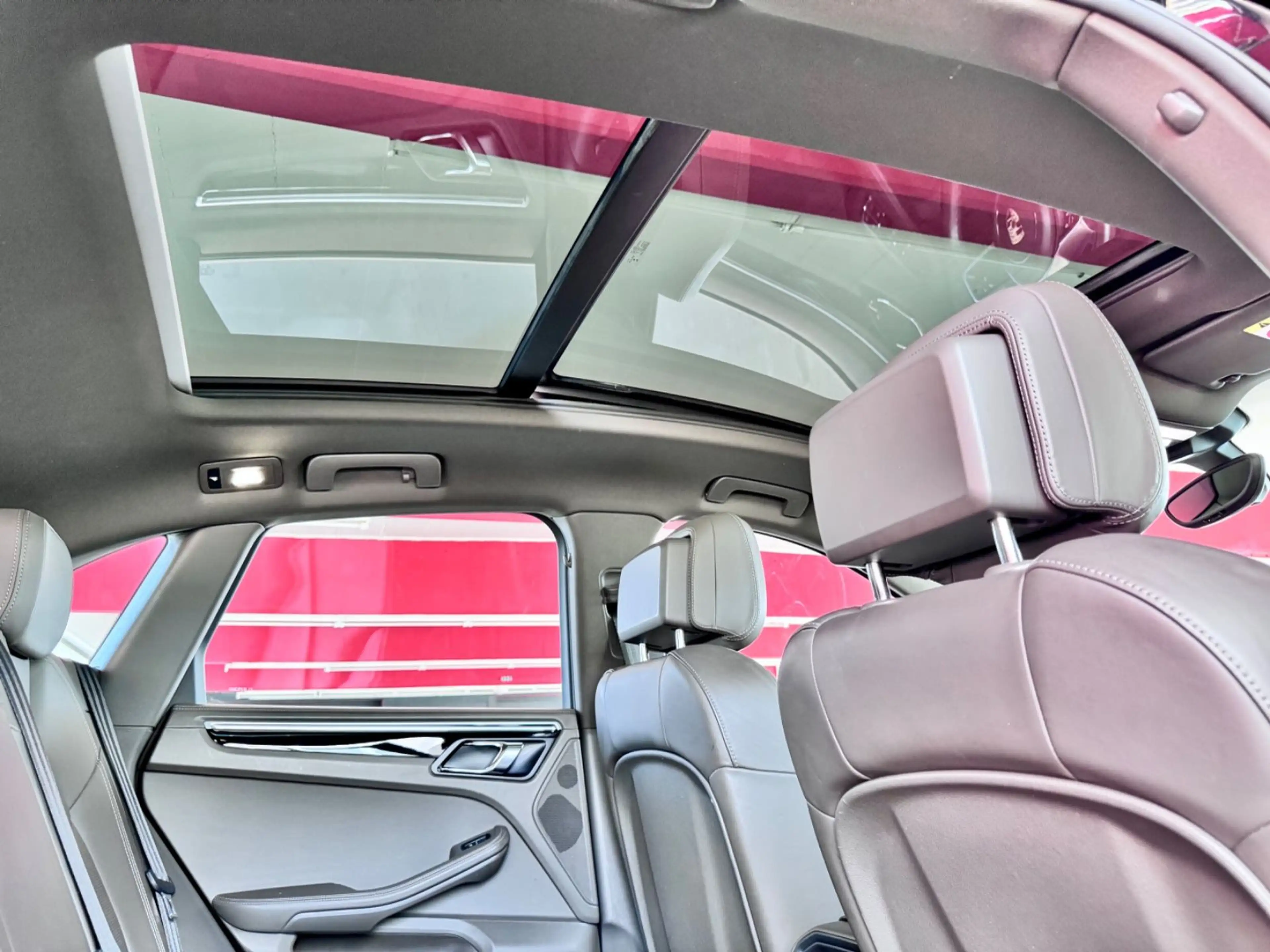 Porsche Macan S Diesel Pano Luft AHK Kamera Keyles Bose — photo 4
