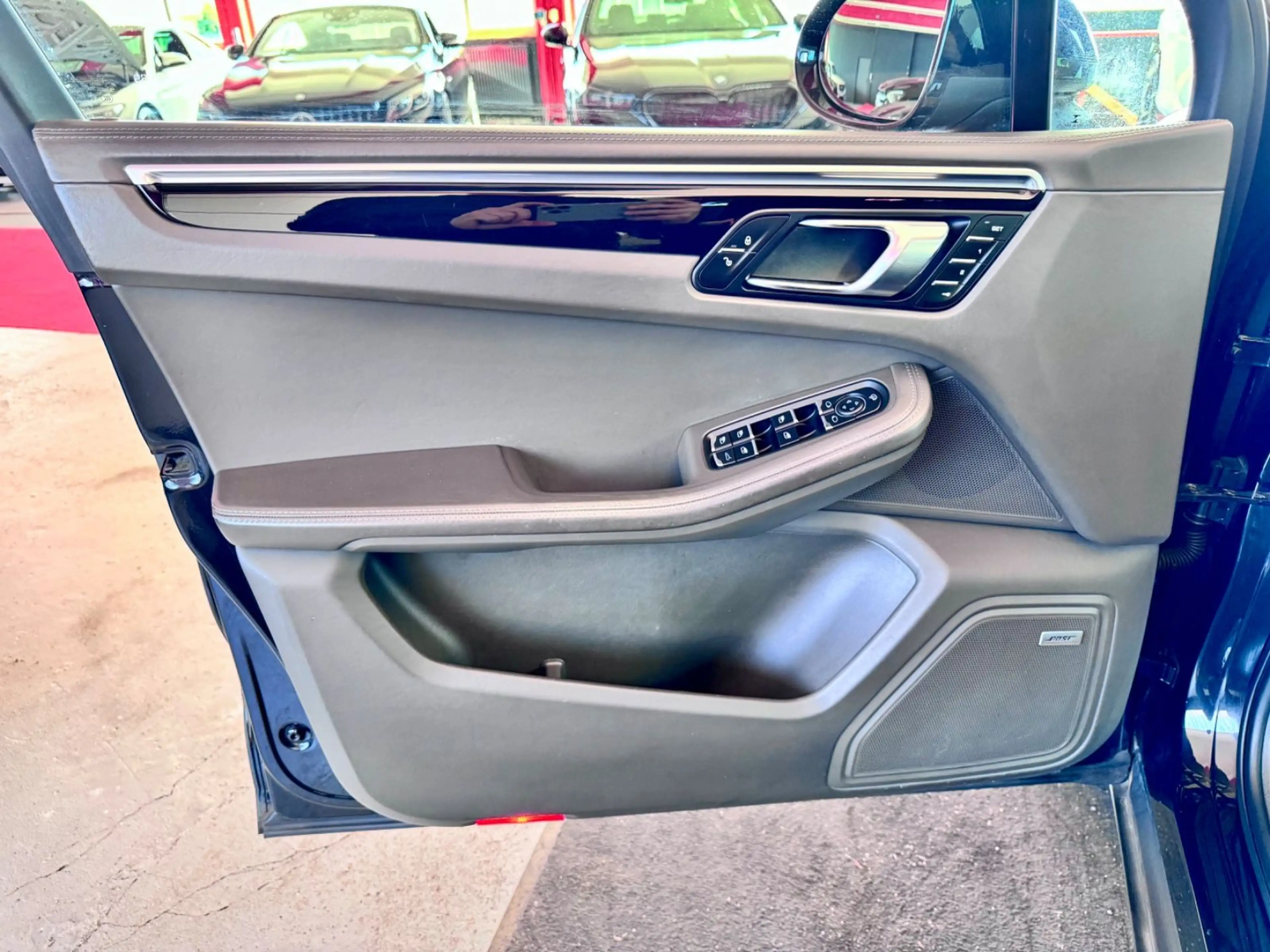 Porsche Macan S Diesel Pano Luft AHK Kamera Keyles Bose — photo 22