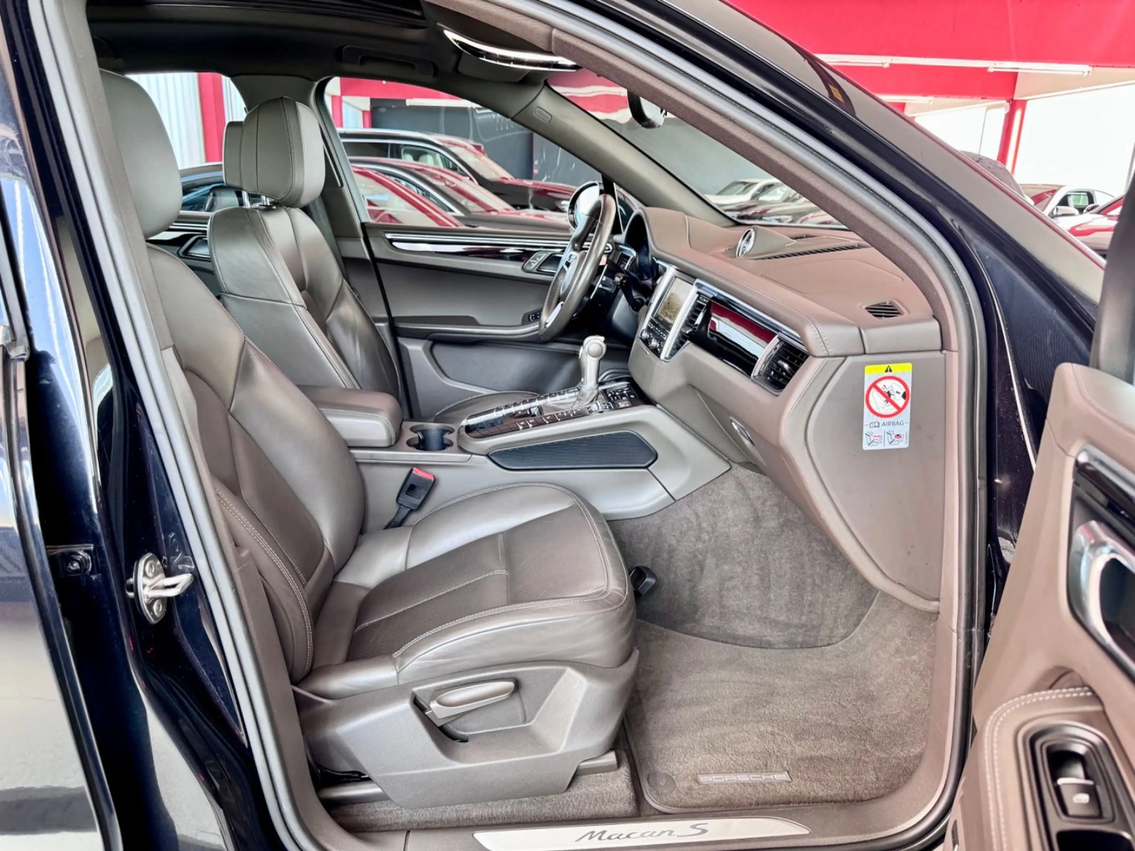 Porsche Macan S Diesel Pano Luft AHK Kamera Keyles Bose — photo 23