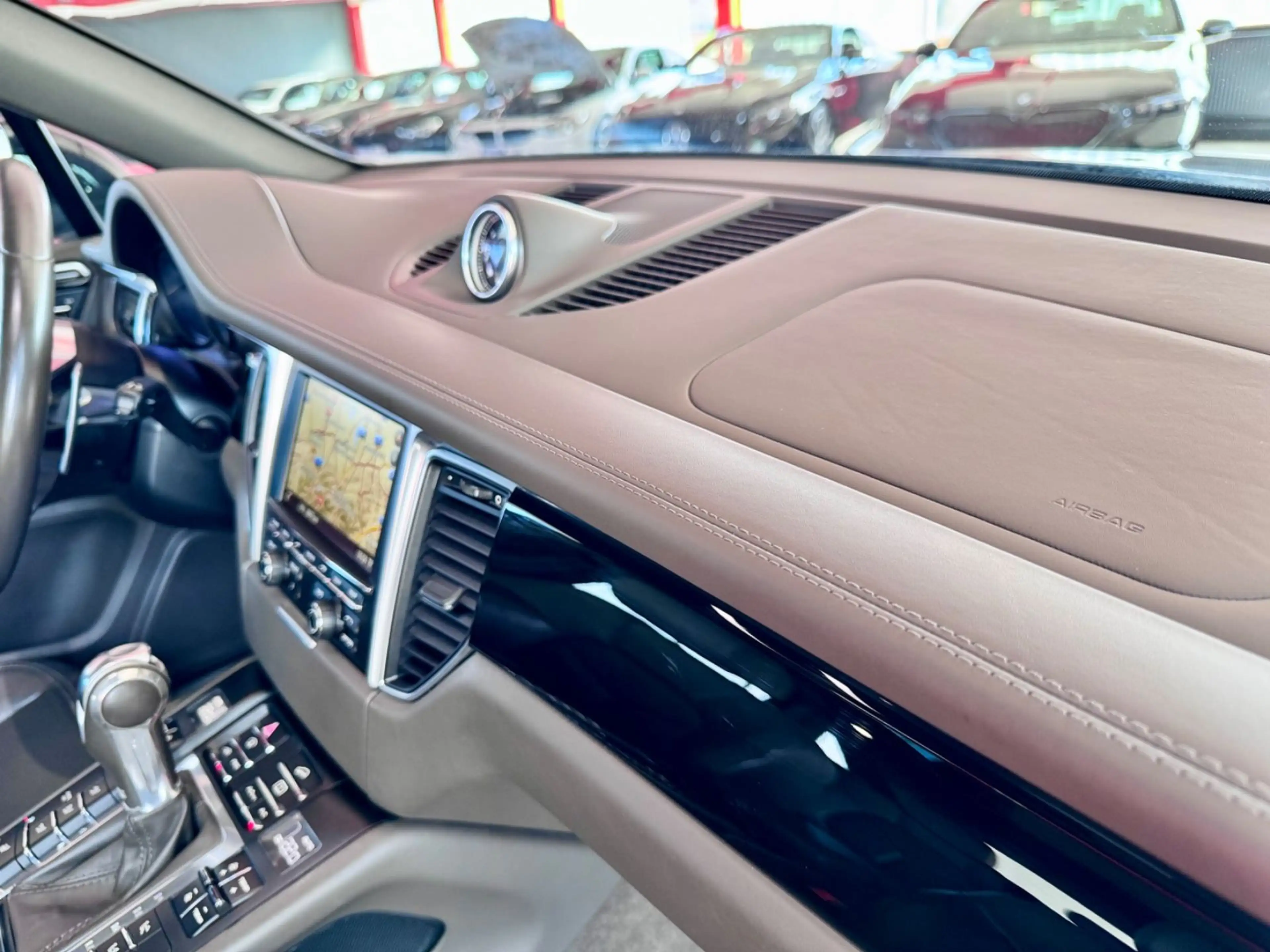 Porsche Macan S Diesel Pano Luft AHK Kamera Keyles Bose — photo 24