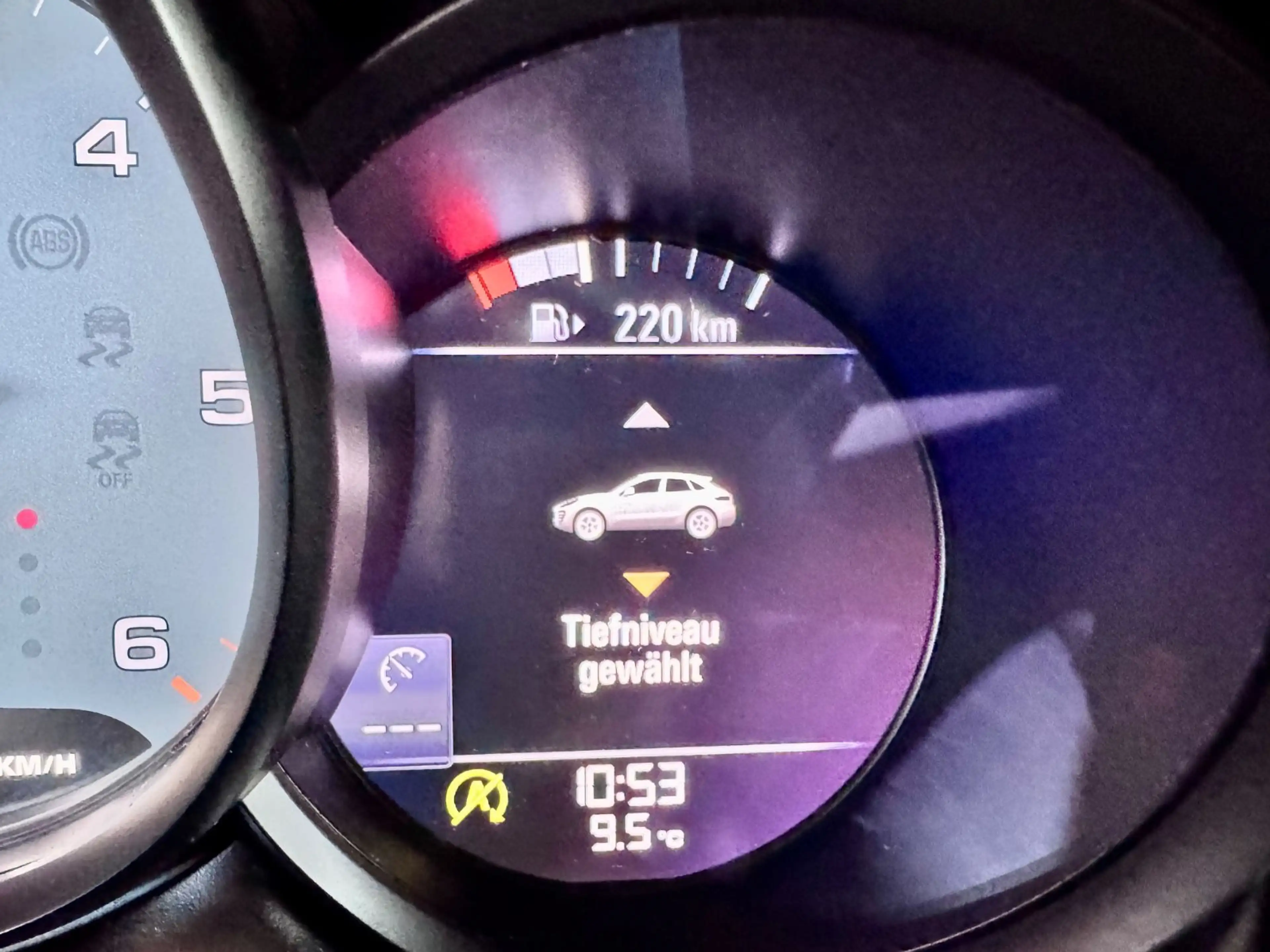 Porsche Macan S Diesel Pano Luft AHK Kamera Keyles Bose — photo 13