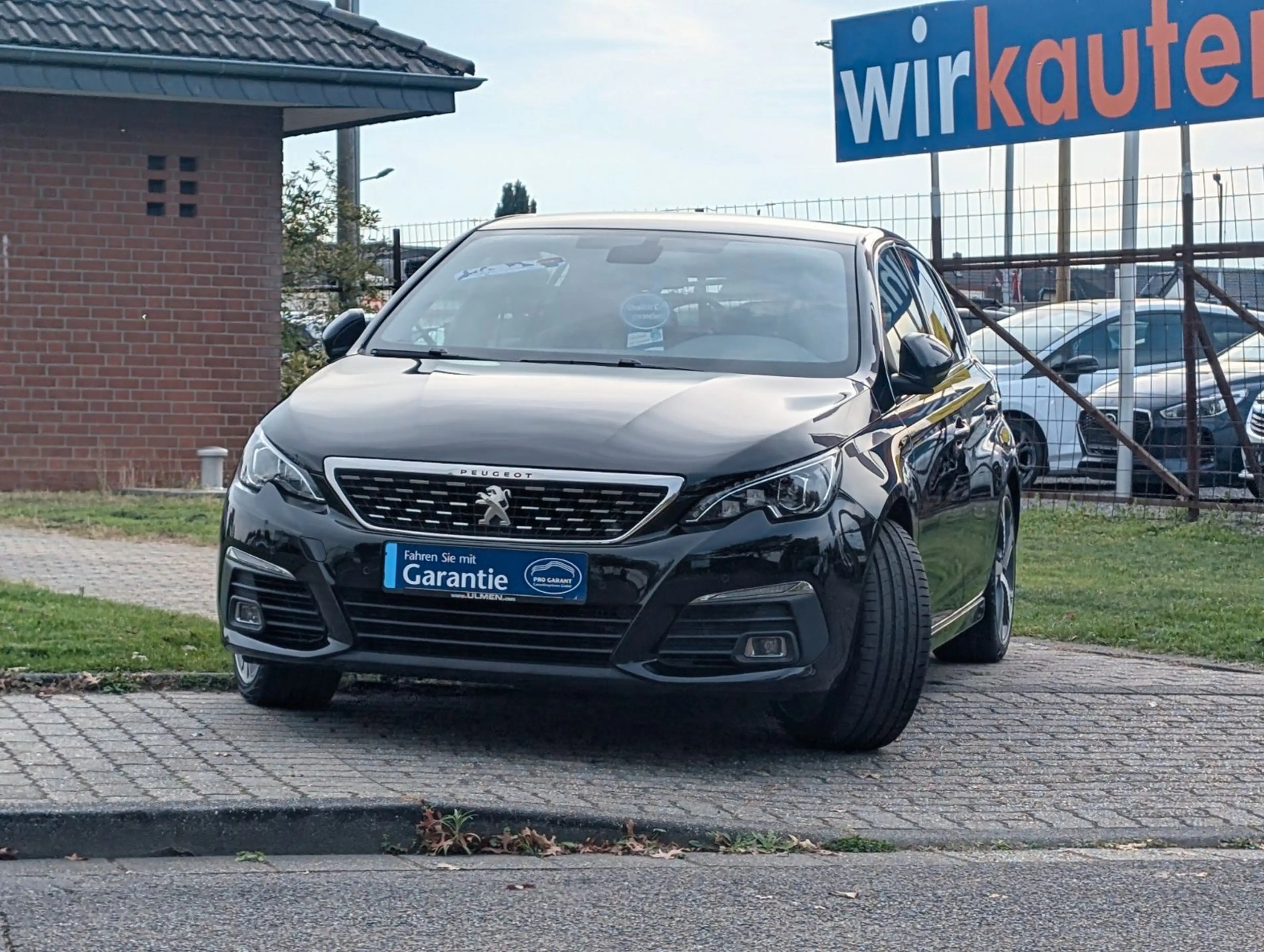 Peugeot 308 GT*1-HAND*ALCANTARA*TEMPOMAT*KAMERA*PDC !! — photo 7