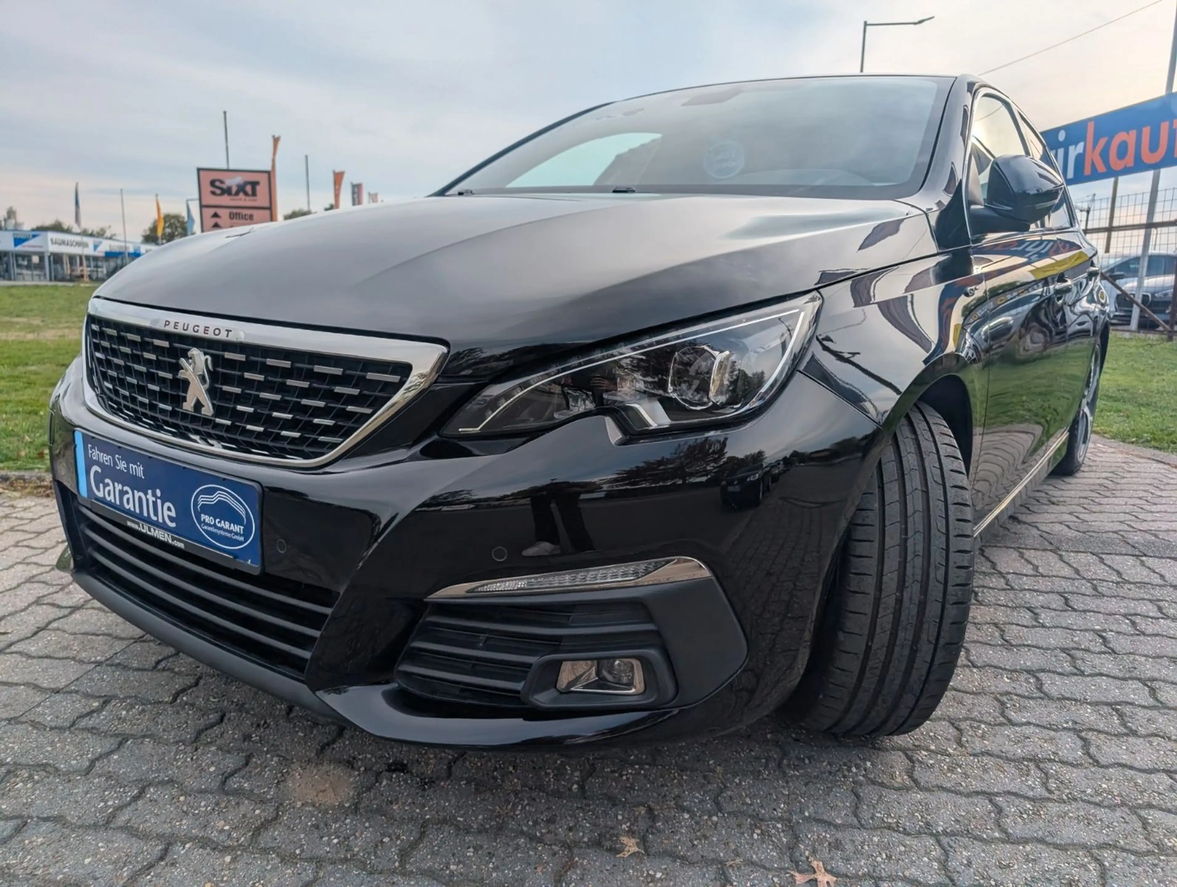 Peugeot 308 GT*1-HAND*ALCANTARA*TEMPOMAT*KAMERA*PDC !! — photo 6