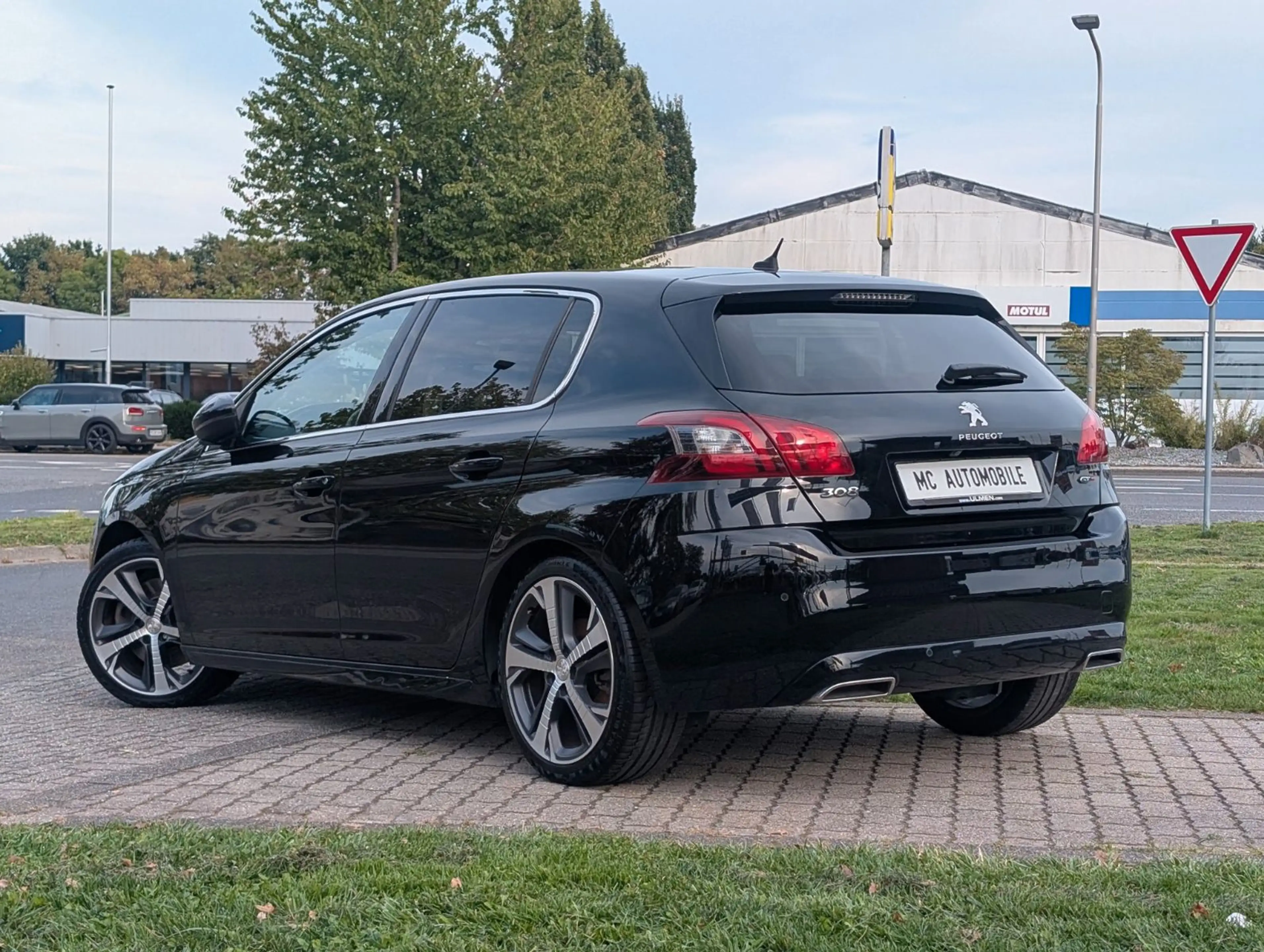 Peugeot 308 GT*1-HAND*ALCANTARA*TEMPOMAT*KAMERA*PDC !! — photo 10