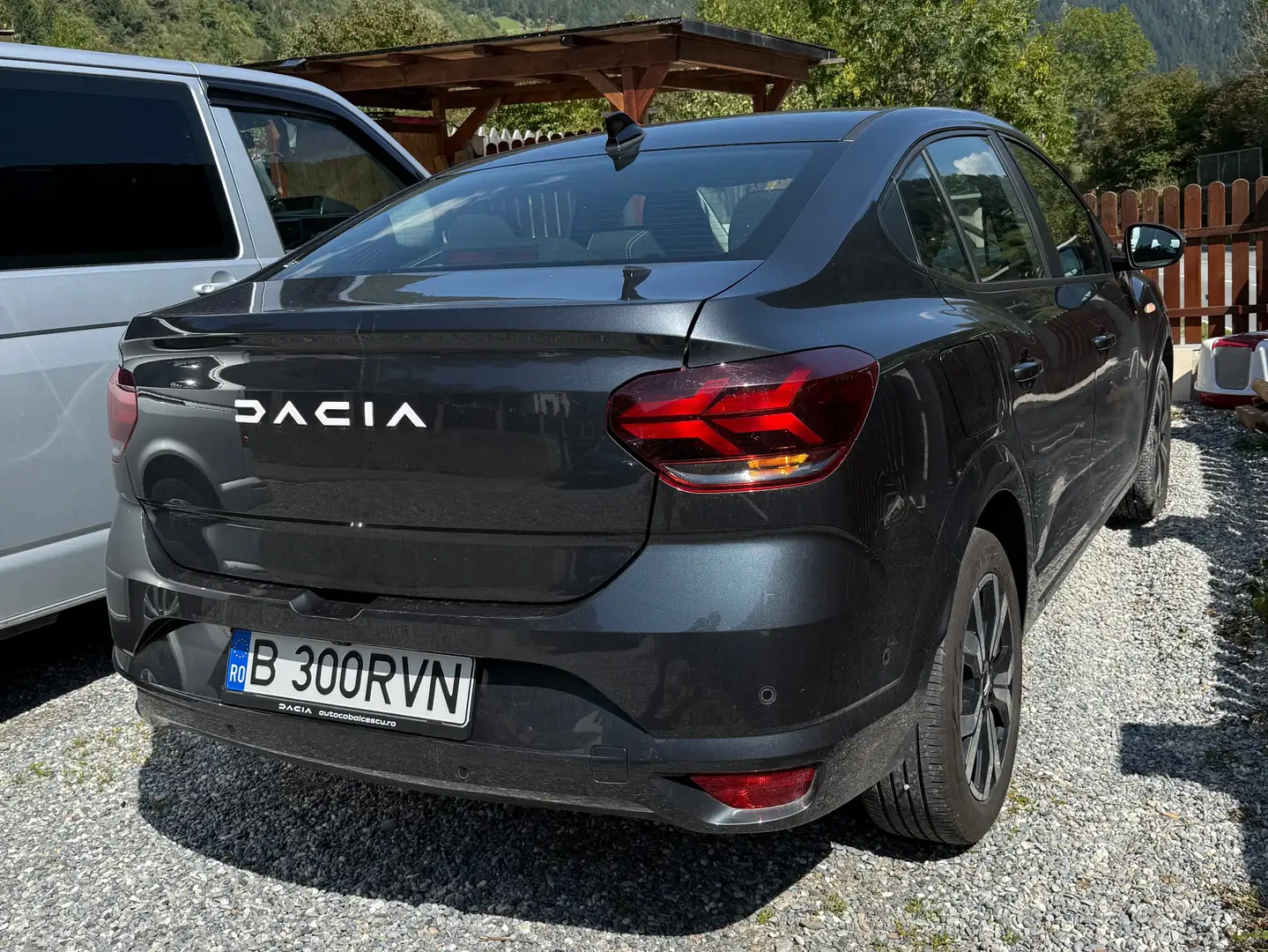 Dacia Logan Logan 1.0 Серый - 2