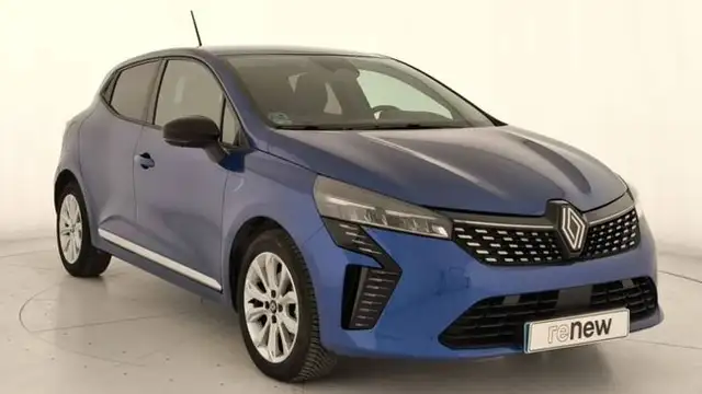 Renault Clio view 2
