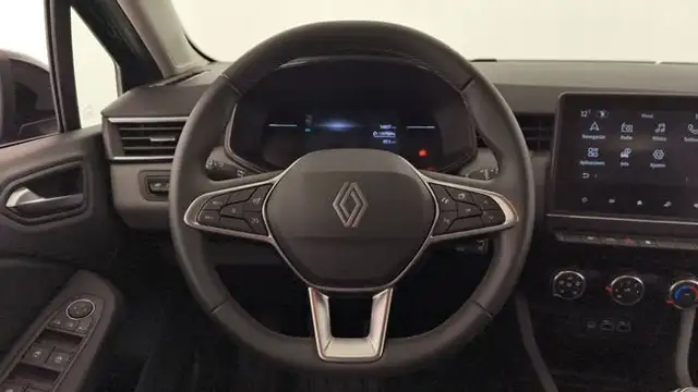 Renault Clio view 15