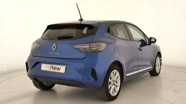 Renault Clio view 4