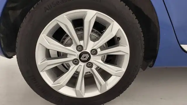 Renault Clio view 12