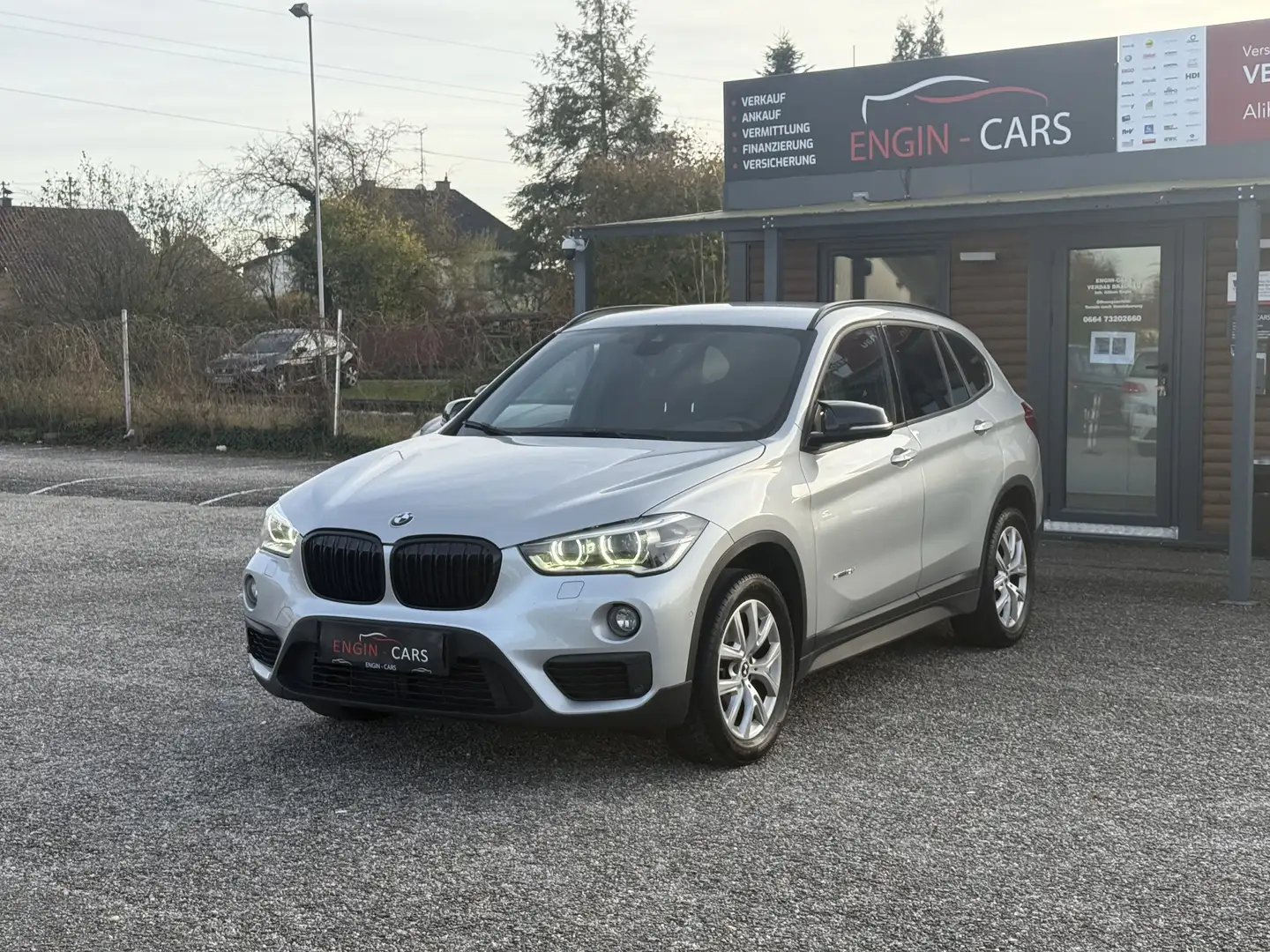 BMW X1 sDrive16d Advantage PDC/SZH/Tempomat - 1