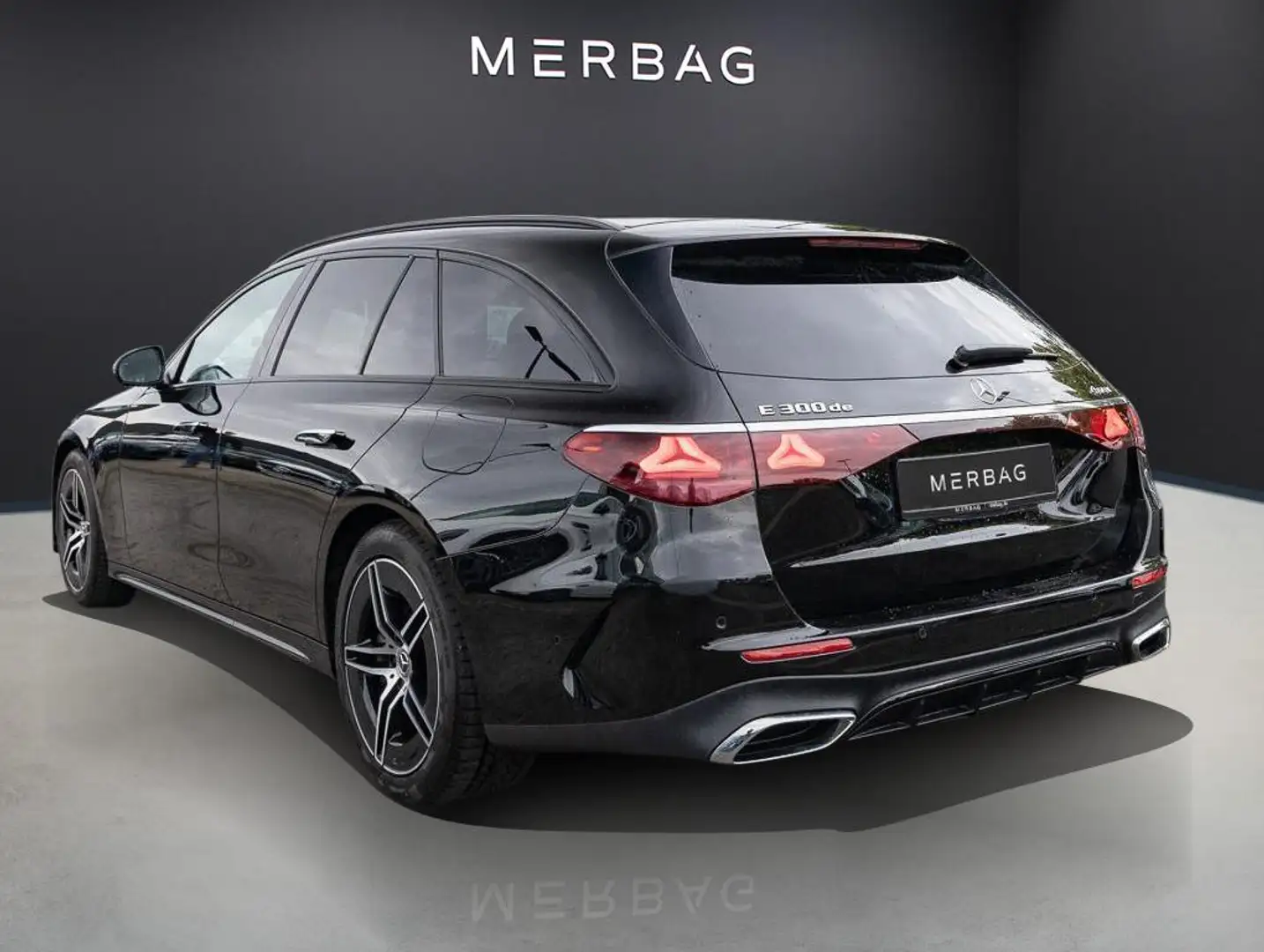 Mercedes-Benz E 300 de 4M T-Modell ACC AHK LED Navi SHZ Kam. Schwarz - 2