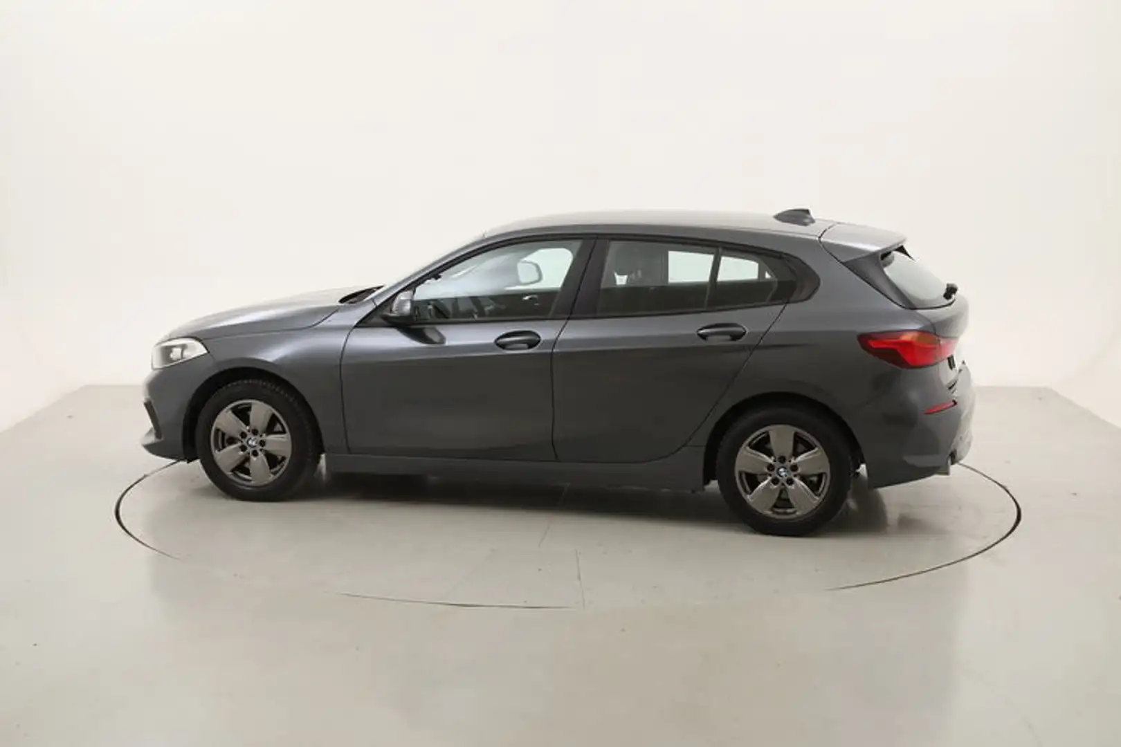 BMW 118 118i Business Advantage 1.5 Benzina 140CV Grigio - 2
