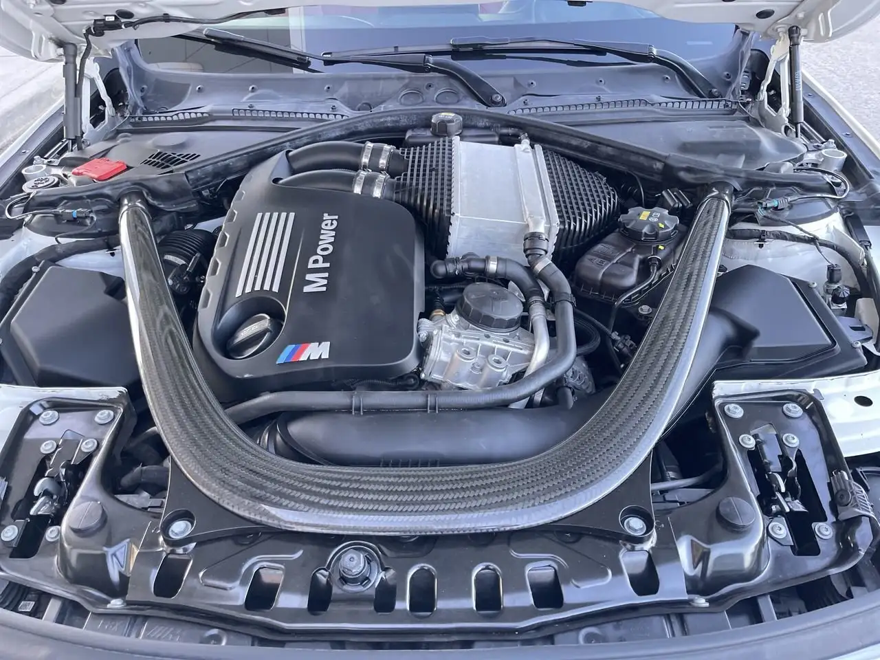 BMW M4 снимка BMW M4