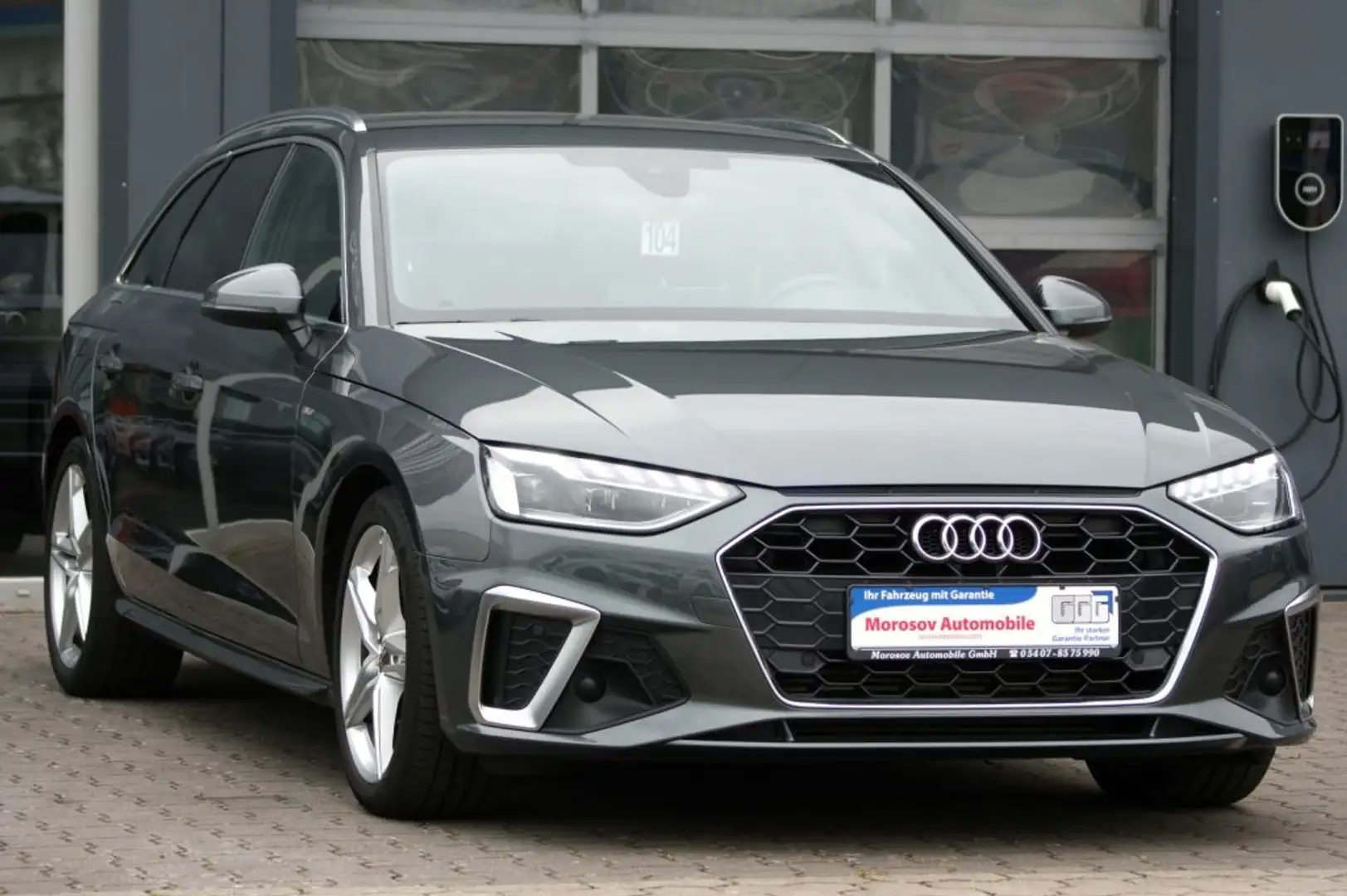 Audi A4 Avant 40 TFSI S tronic S line AHK Schwenkb Szürke - 2